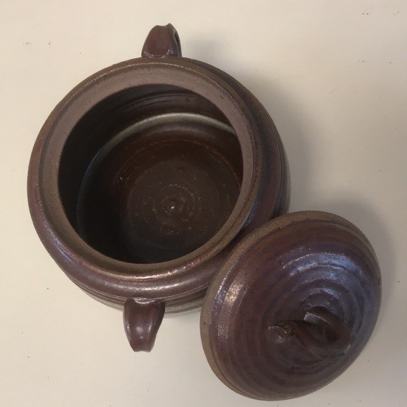 Stoneware Pottery Signed & Stamped Lidded Soup Tureen/Bean Pot
