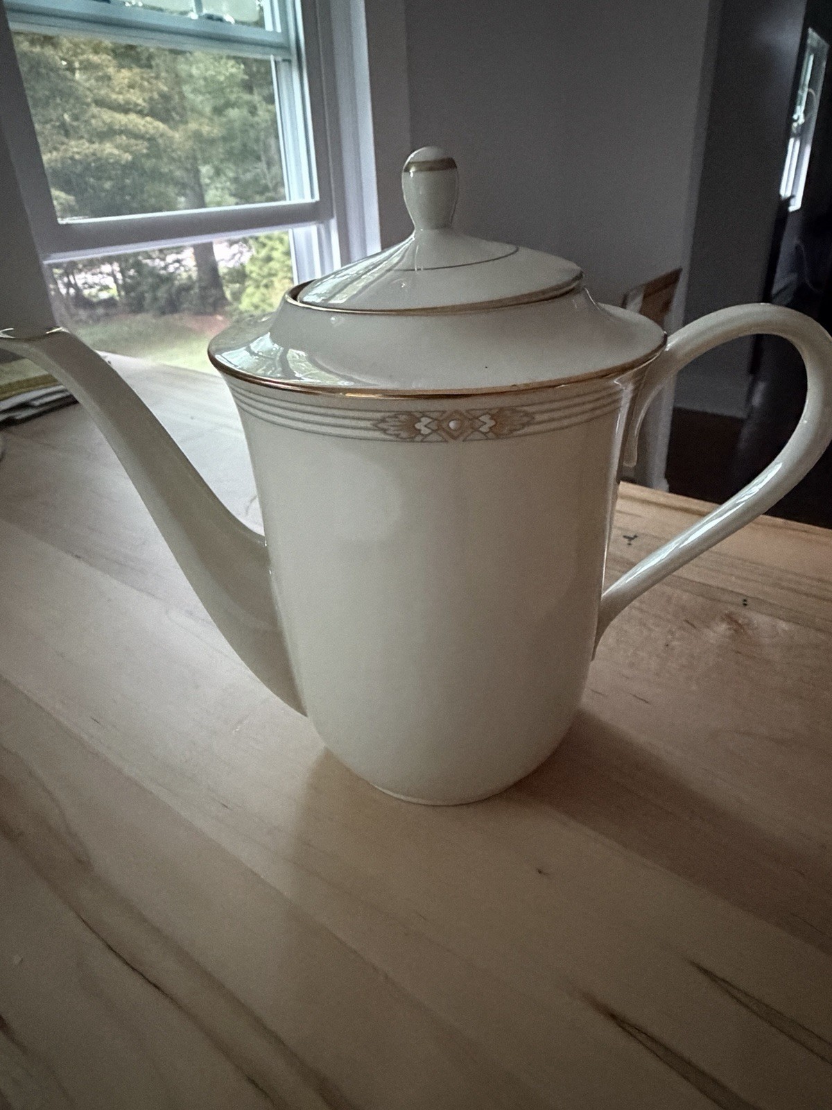 Lenox Firelight Coffee Pot & Lid Metropolitan Collection Fine Bone China USA