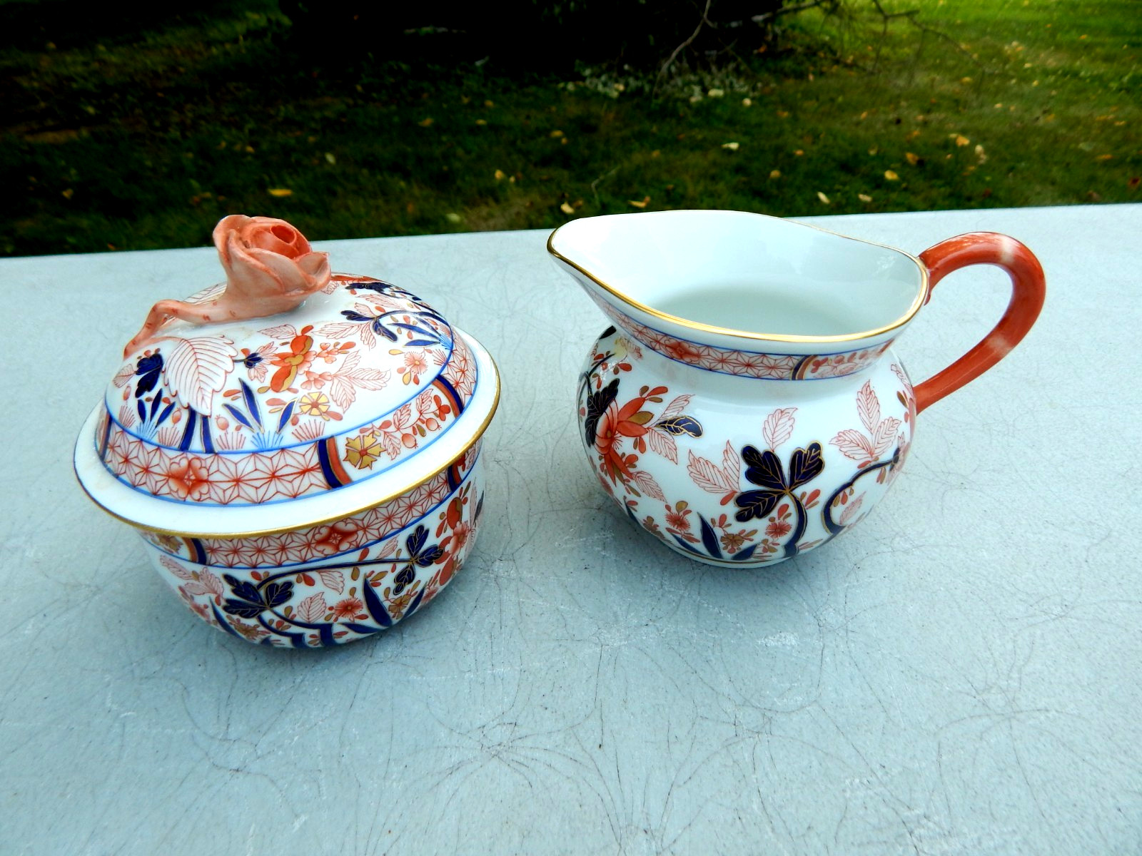 HEREND HUNGARY CANTON PATTERN CREAMER (# 2643) AND LIDDED SUGAR BOWL (# 2663)