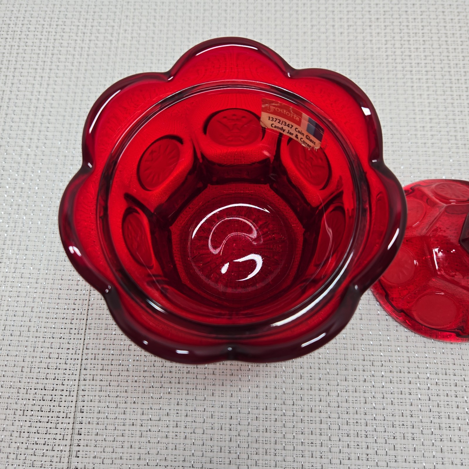 Vintage FOSTORIA Bicentennial Ruby Red Coin Glass Lidded Candy Dish 6.5 in EUC