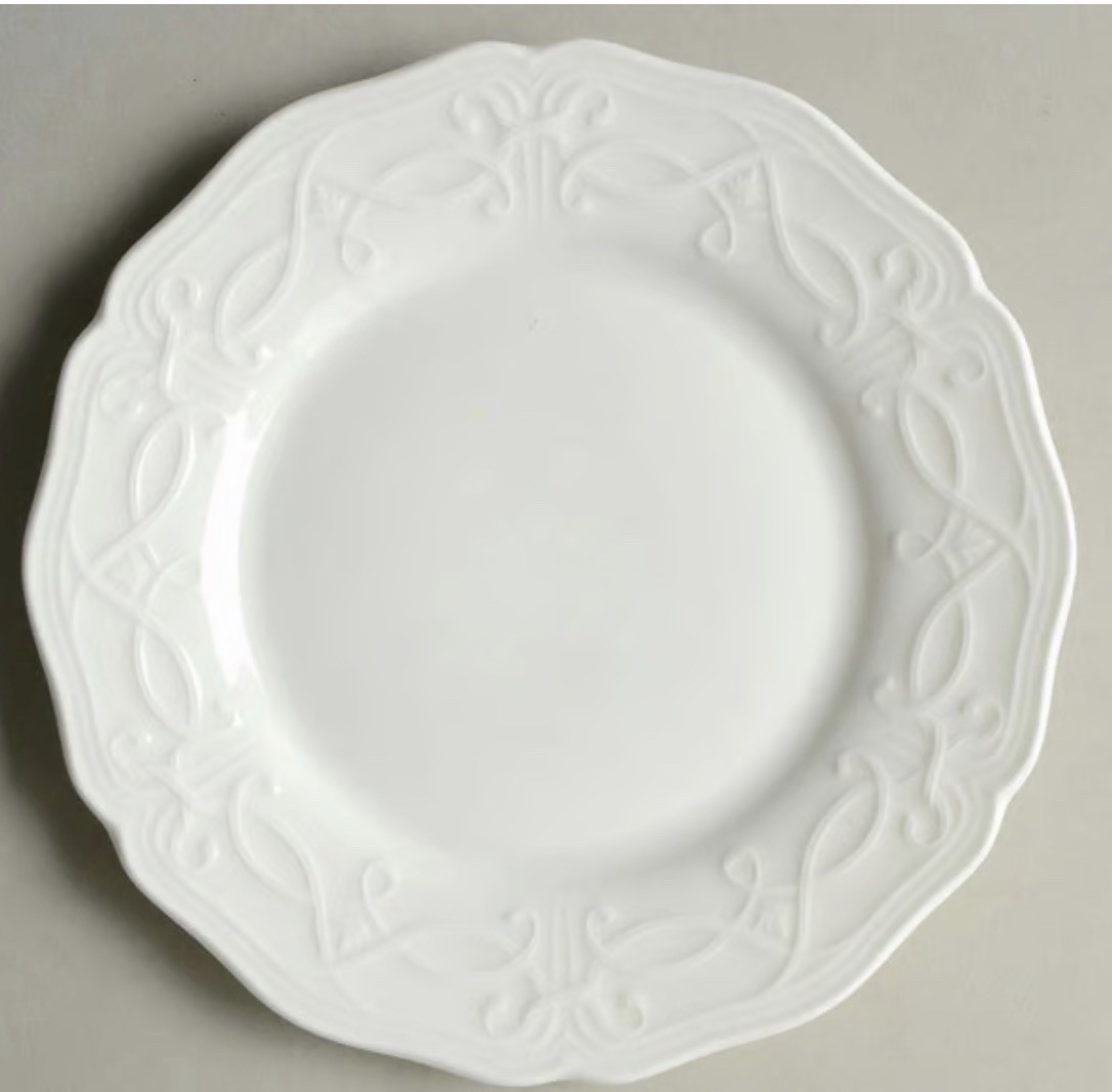 Wedgwood Traditions Heirloom Ribbon Bread & Butter Plate Bone China 7 1/8 Inches