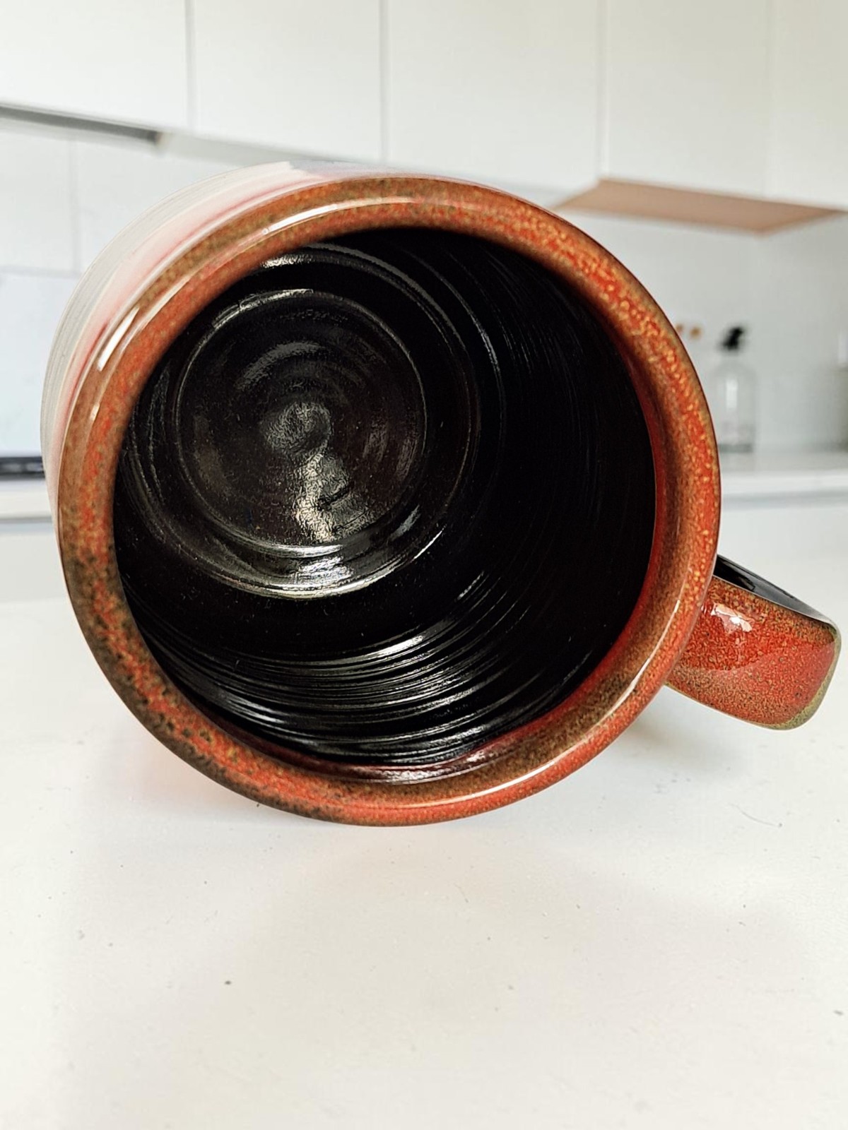 Snap-On Deneen Pottery Handmade Ceramic Coffee Mug 16 oz Red Drip Glaze USA