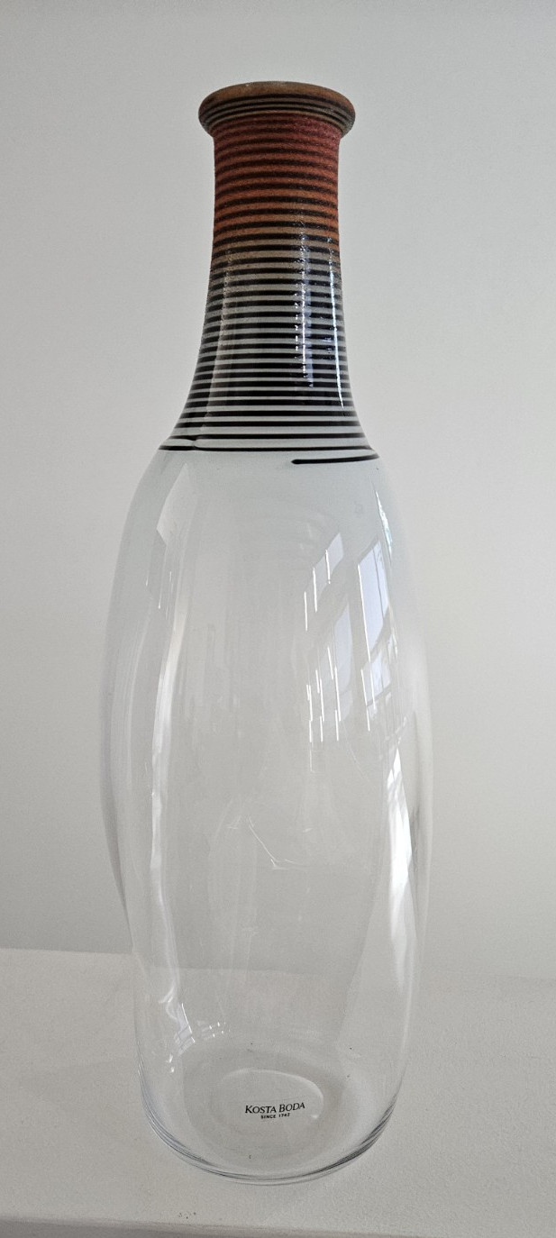Kosta Boda Bertil Vallien “SPIRIT” Bottle Vase Signed, Pinched Sides 12″ x 4″