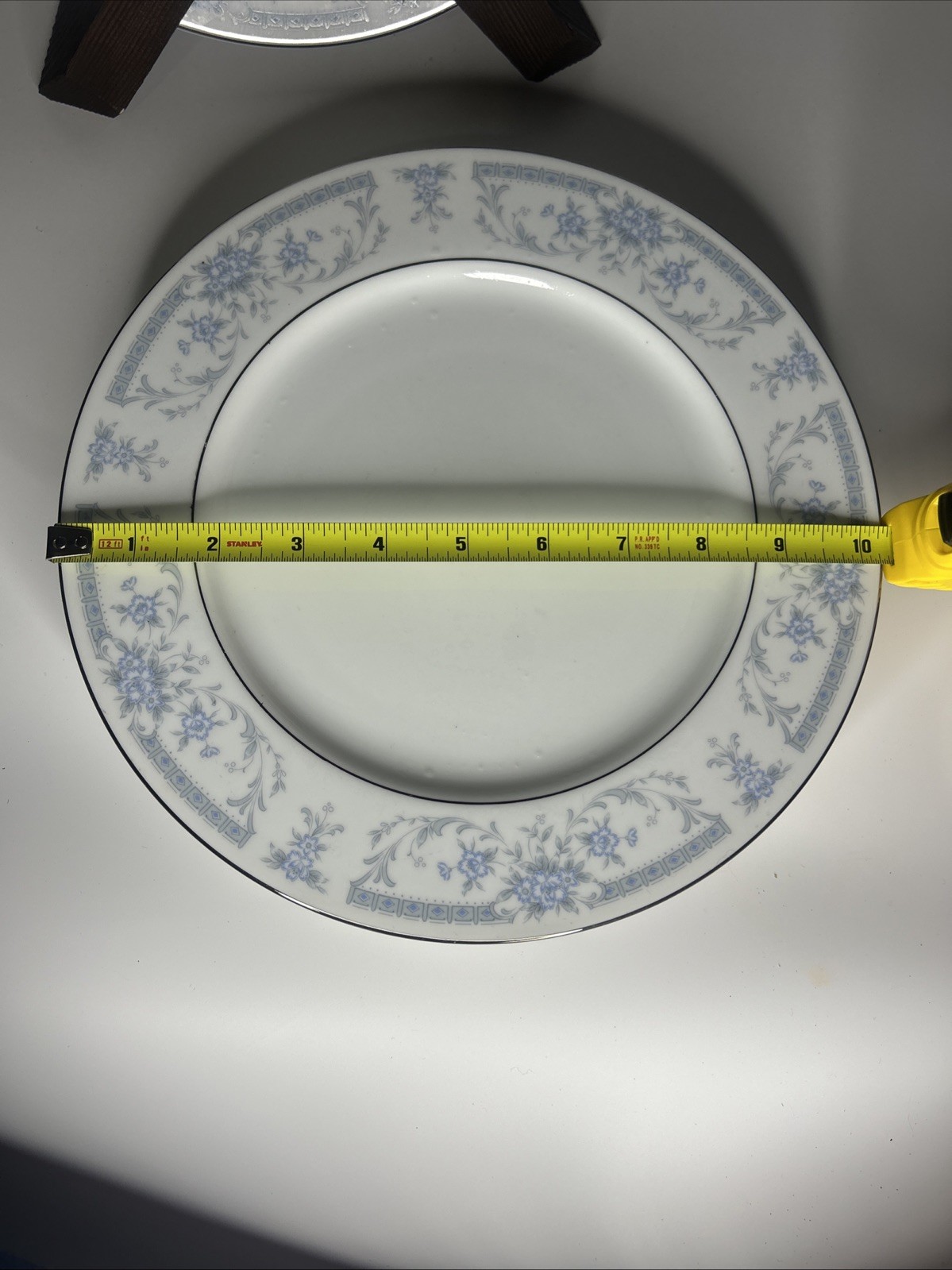Sheffield Blue Whisper Dinner Plates Set of 4