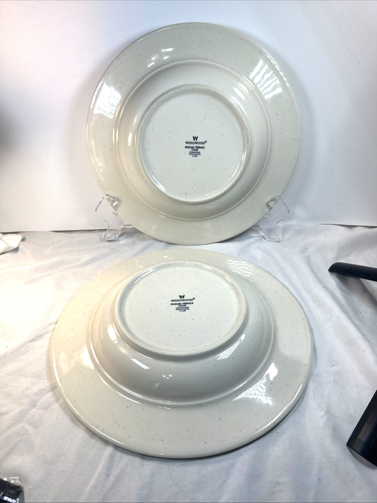 VTG Pair of WEDGWOOD Pasta/Soup Bowl English Terrace Stone Japan 1999 10.25” EVC