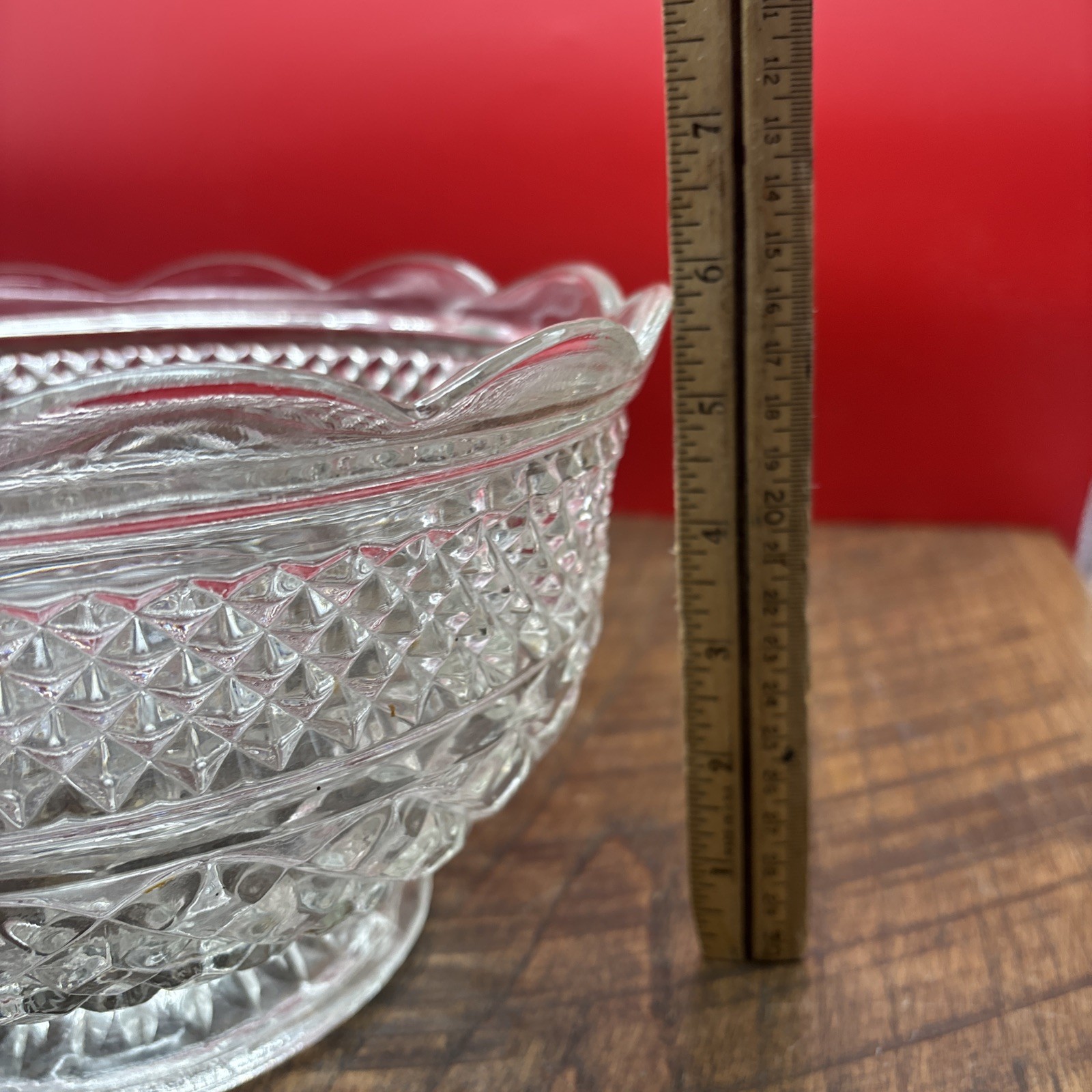 VTG Anchor Hocking Wexford Fruit Bowl Glass Centerpiece 1960-70’s 10”X6”