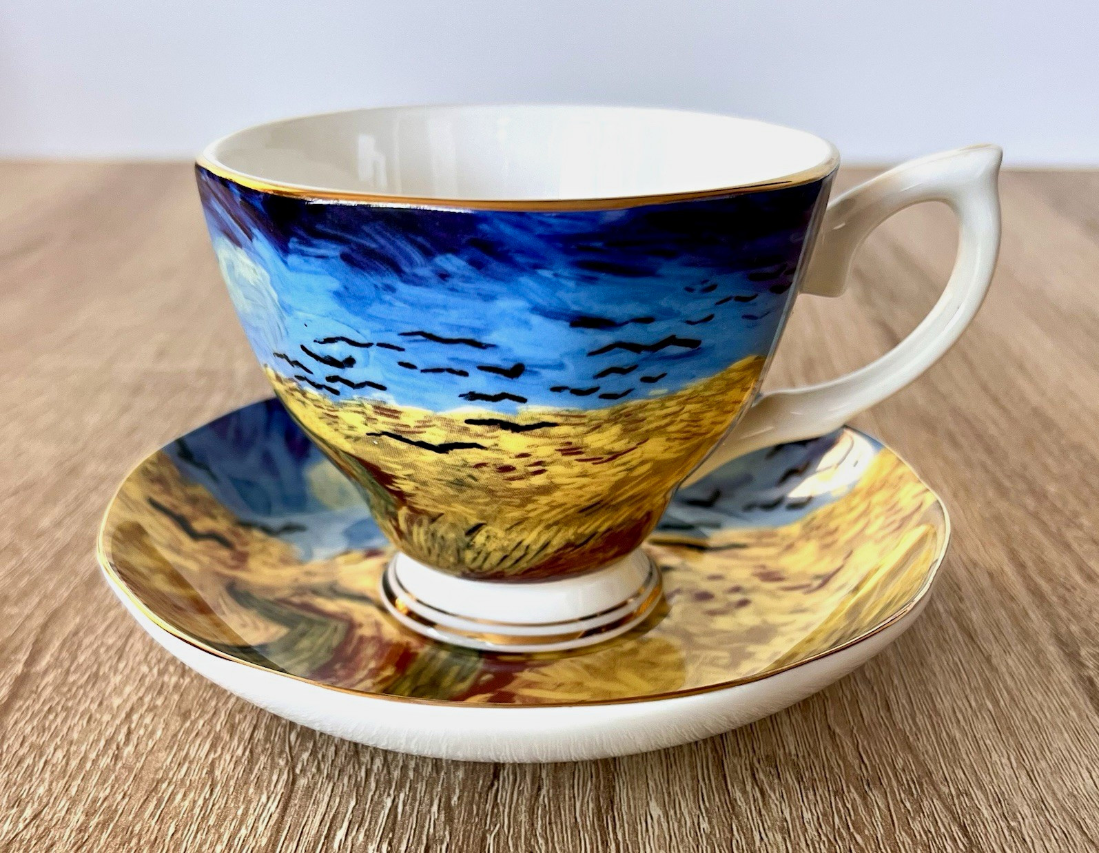 Unmarked Ceramic Tea Cup & Saucer Set Art Theme Decorative China