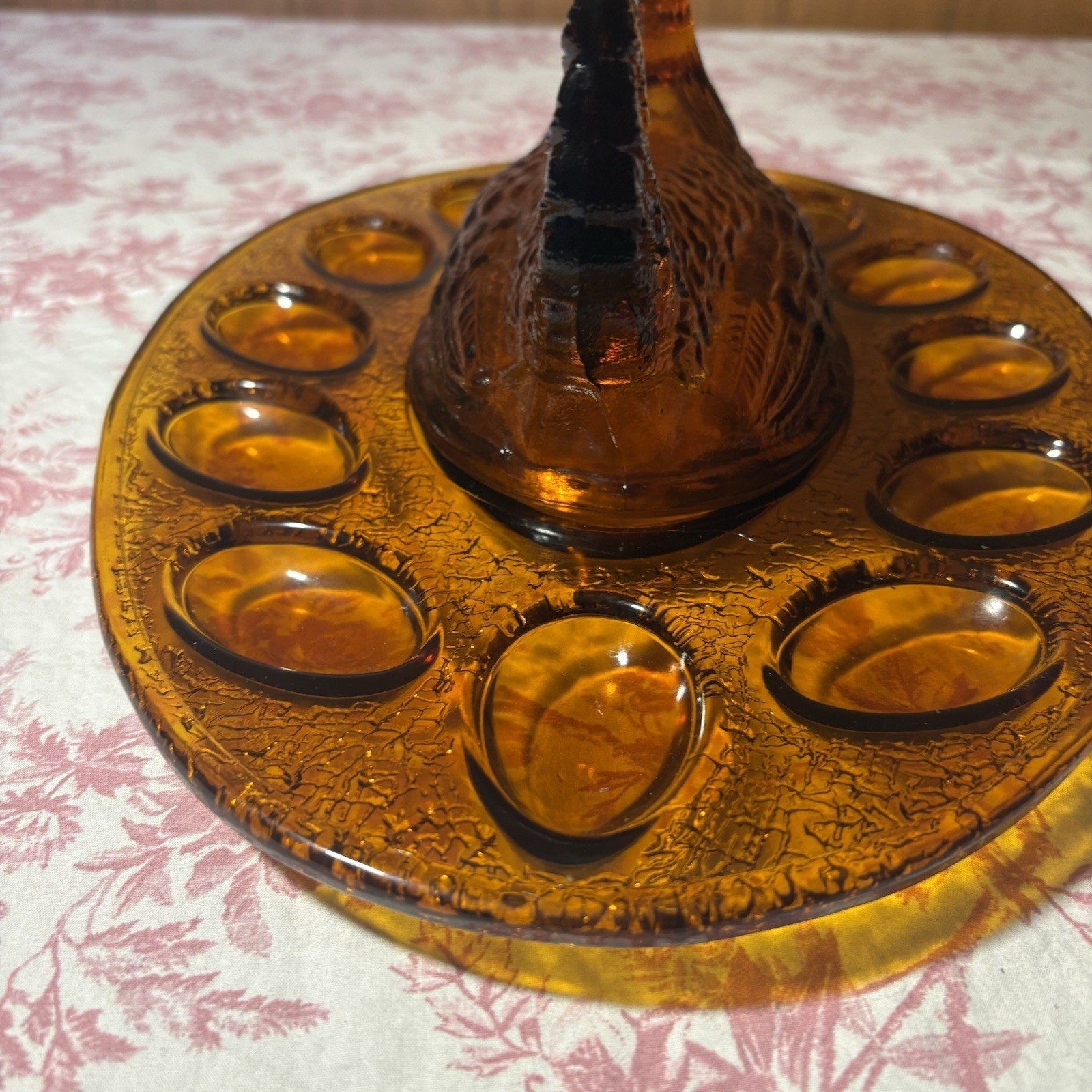 Vintage LE Smith Amber Glass Hen On Nest Chicken Deviled Egg Plate Rare HTF