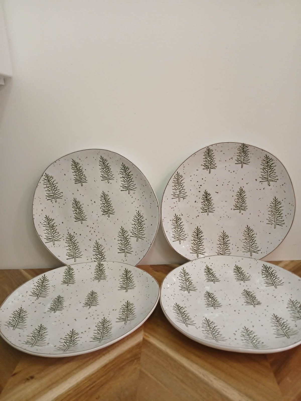 Potters Studio ASYMMETRICAL SILVER TRIM/SPECKS 10″ Christmas Set Of 4