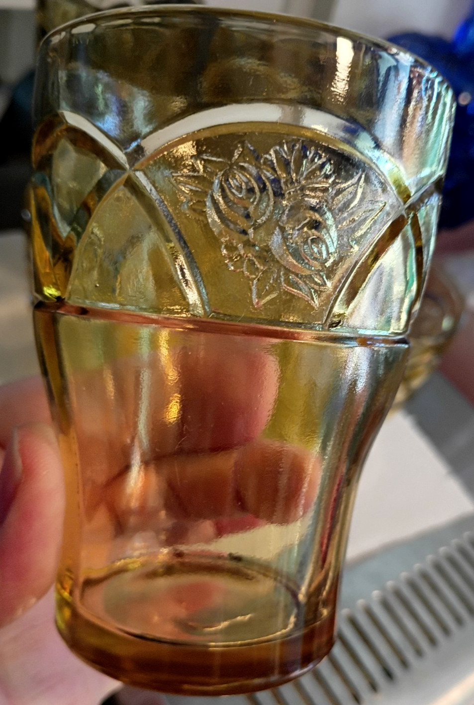 1) Federal ROSEMARY DUTCH ROSE AMBER TUMBLER GLASS 4.25″ 9oz EXC RARE (7 AVAIIL)