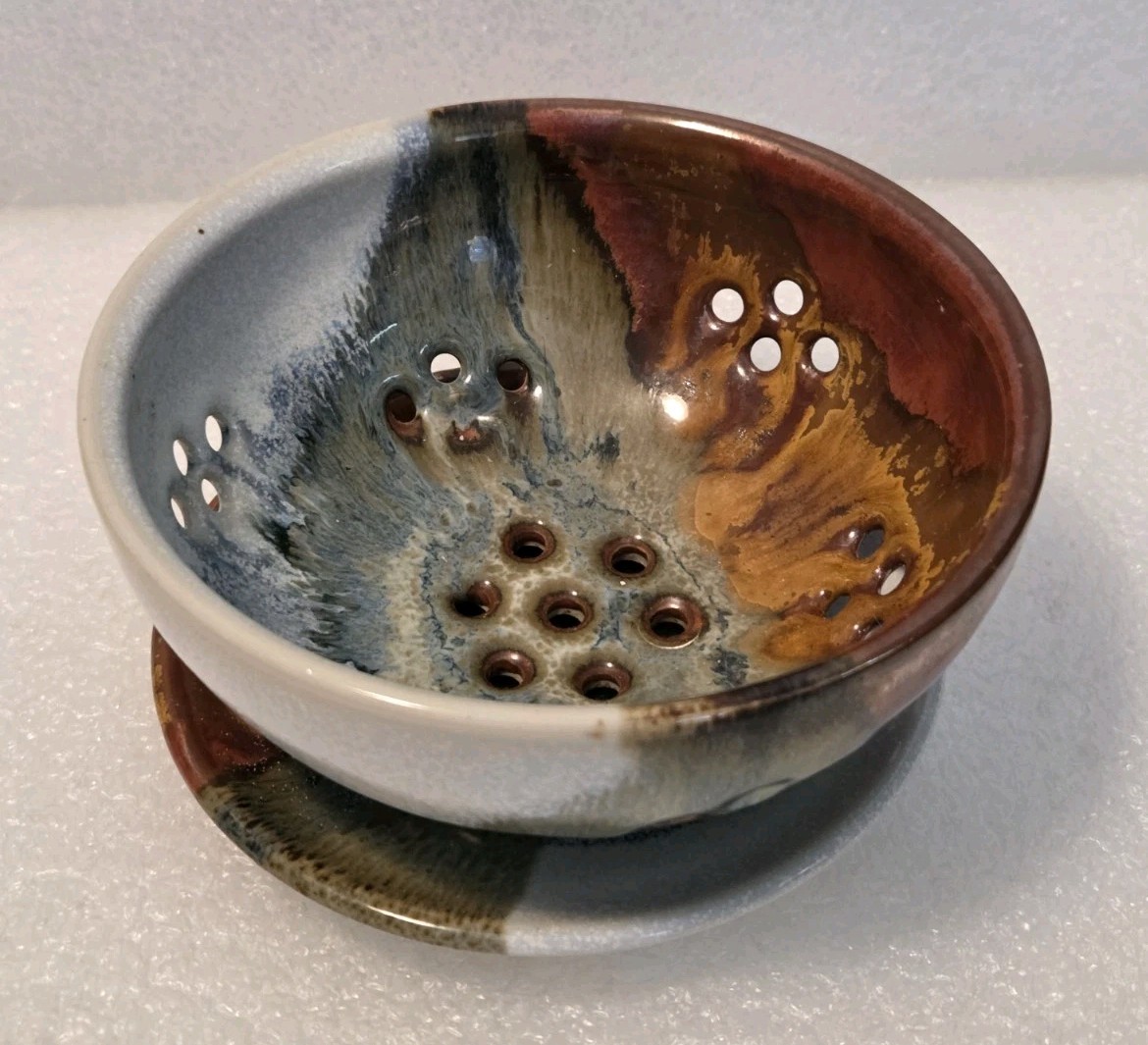 Hand Thrown Pottery Earth Tones Colander Berry Bowl Strainer & Under Plate 5.5″