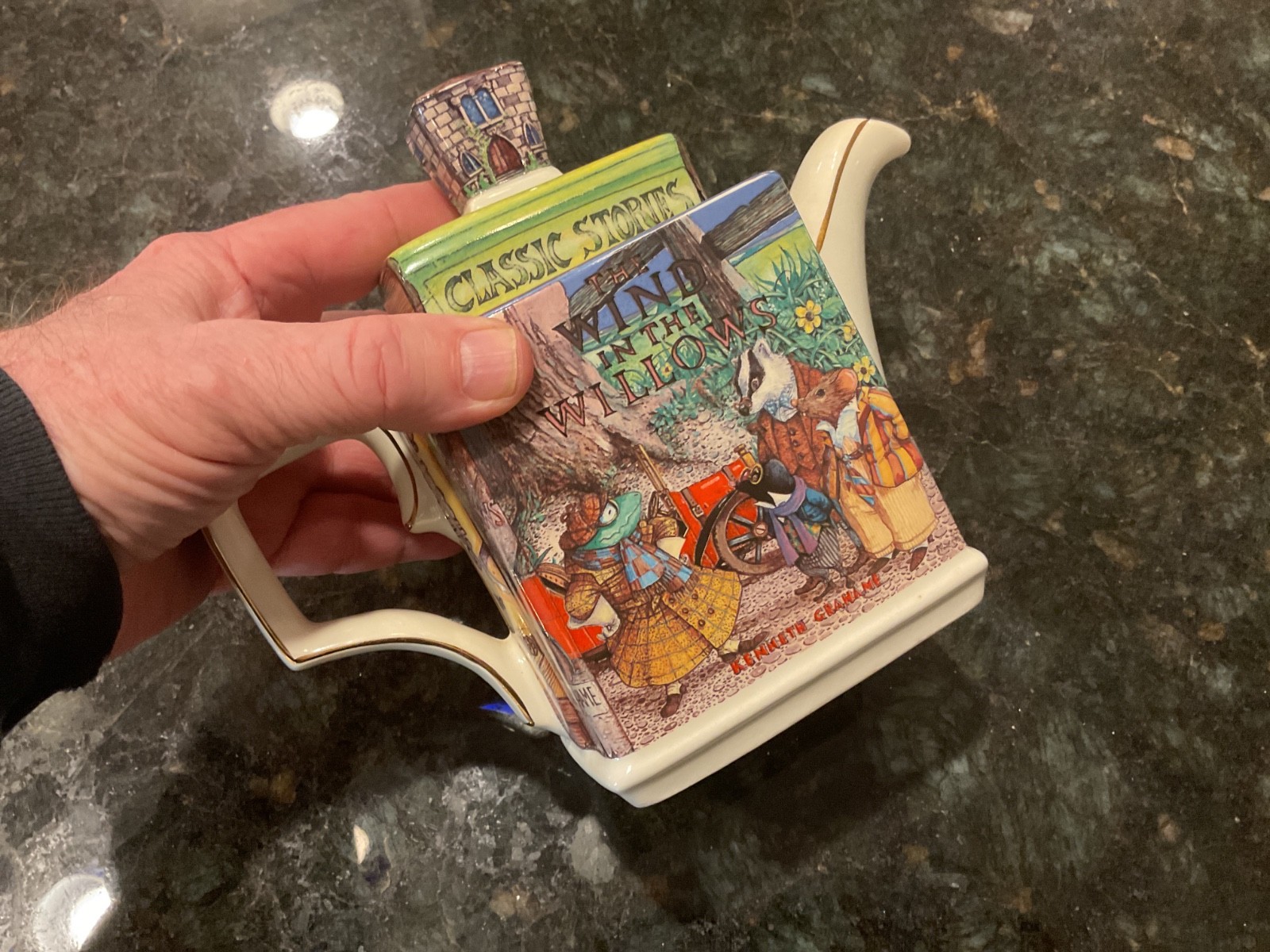 James Sadler Windsor Teapot “WIND IN THE WILLOWS” Kenneth Graham Mint Condition