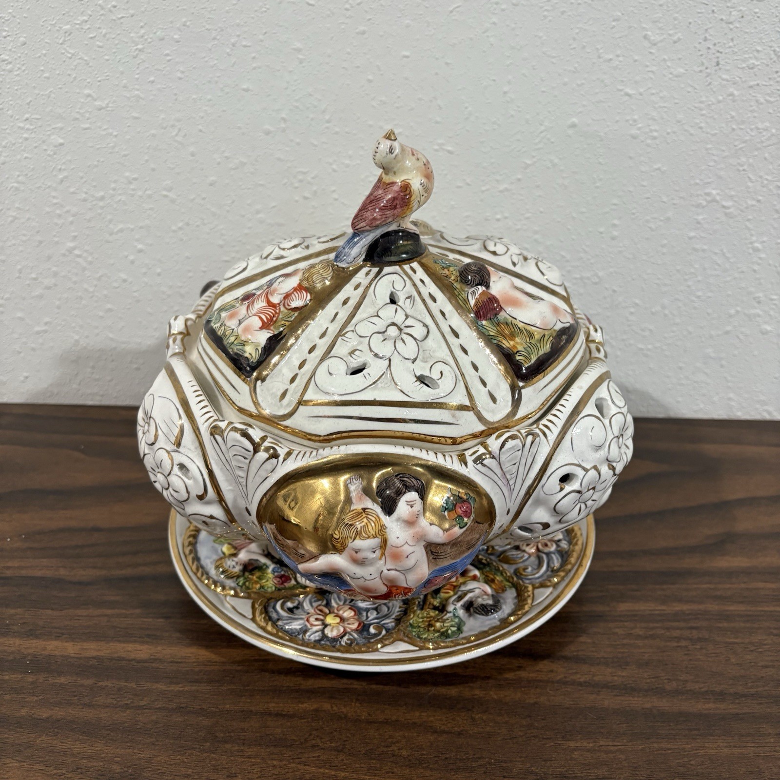 Capodimonte Porcelain Cherubs Candy Dish Bowl & Plate Lidded Footed 1366 Angels