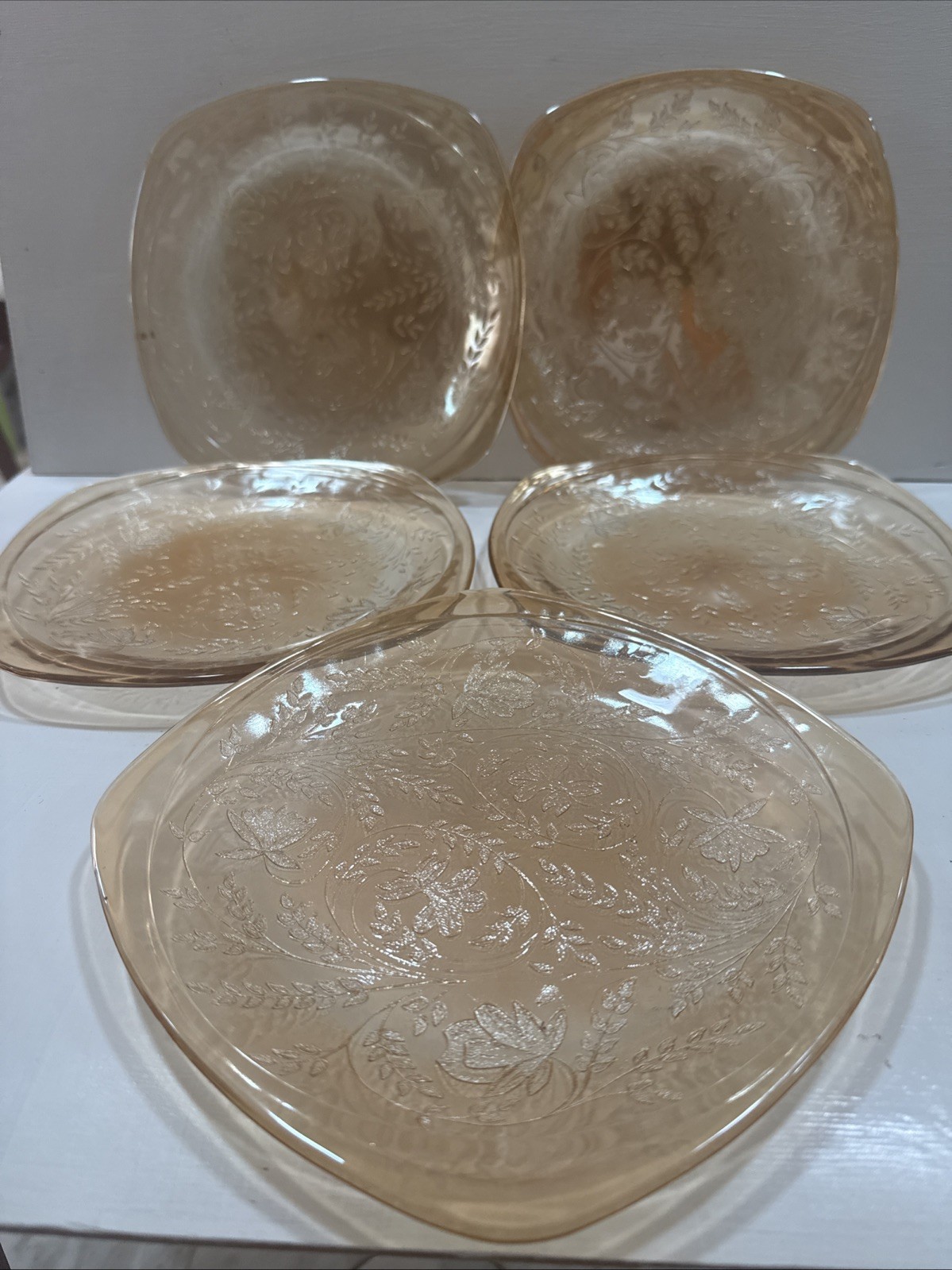 Jeannette Glass Floragold “Louisa” Iridescent Dessert Plates /bowl MCM Marigold
