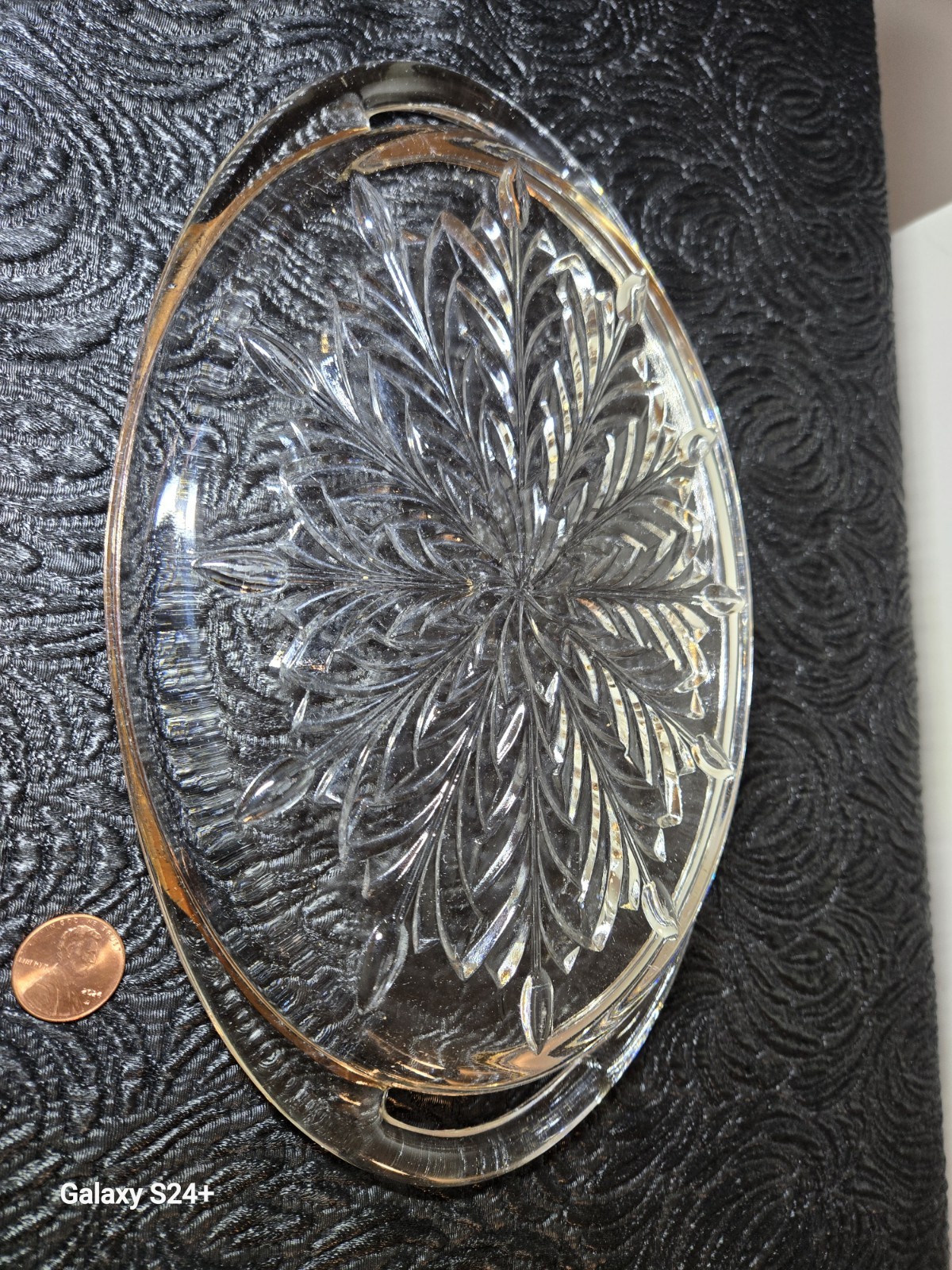 Jeanette Feather Gold Trim Handled Oval Relish Tray VTG 10-3/8 in × 6-3/8 in