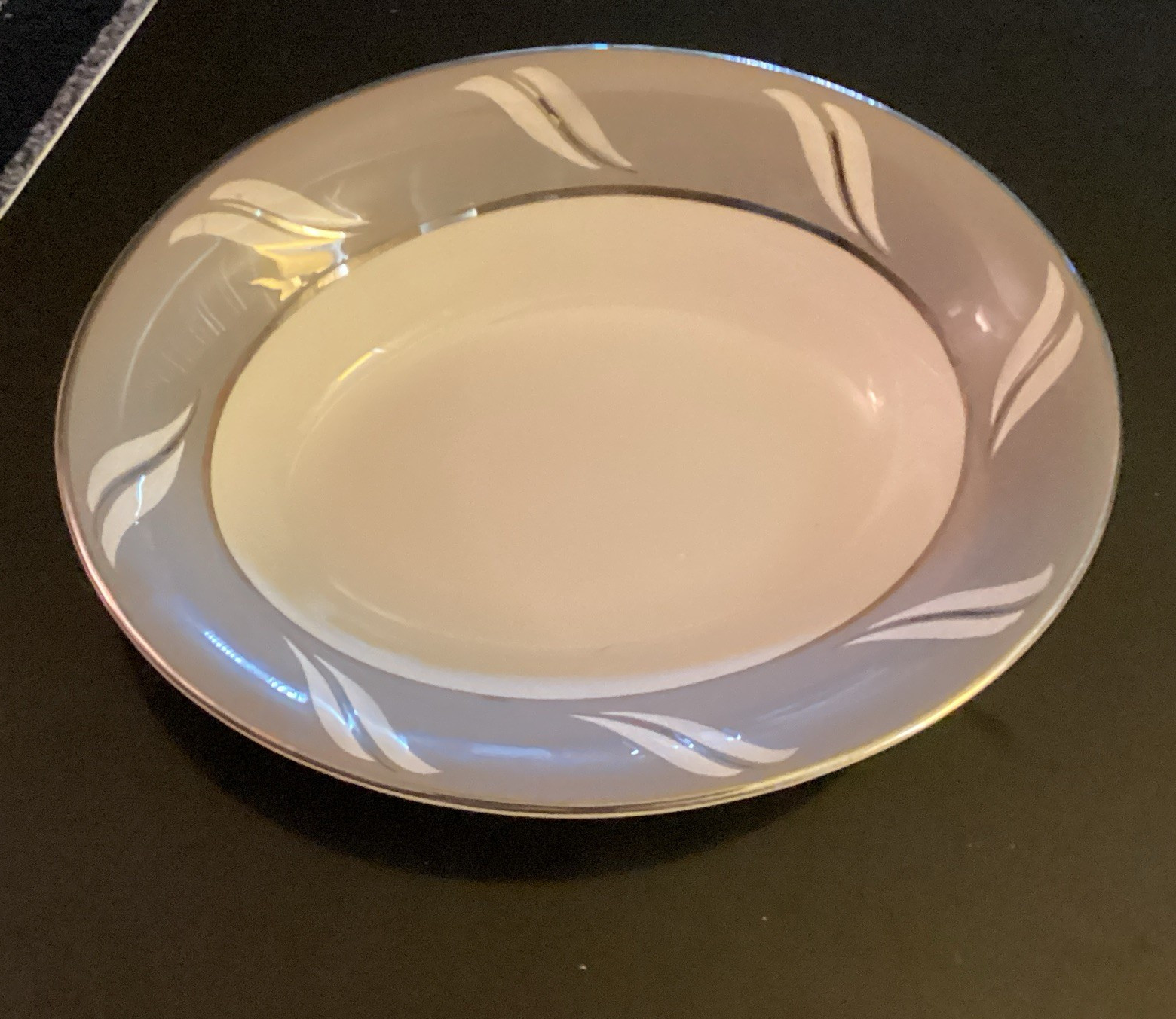 Royal Jackson Gray & White Leaf Pattern Round Ceramic Bowl Glossy Finish