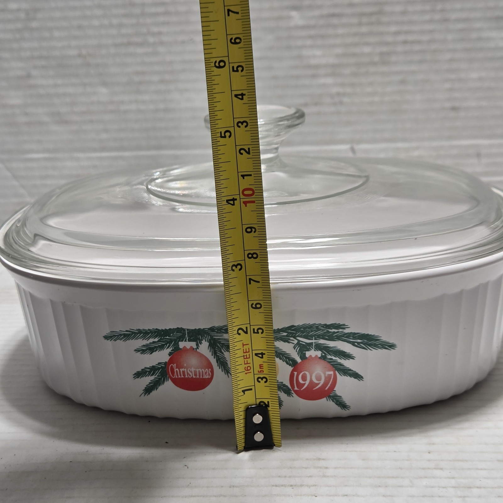 Vtg Corningware Christmas 1997 Oval Baking Dish F-12-B 1.8 L W/ Lid EUC HTF