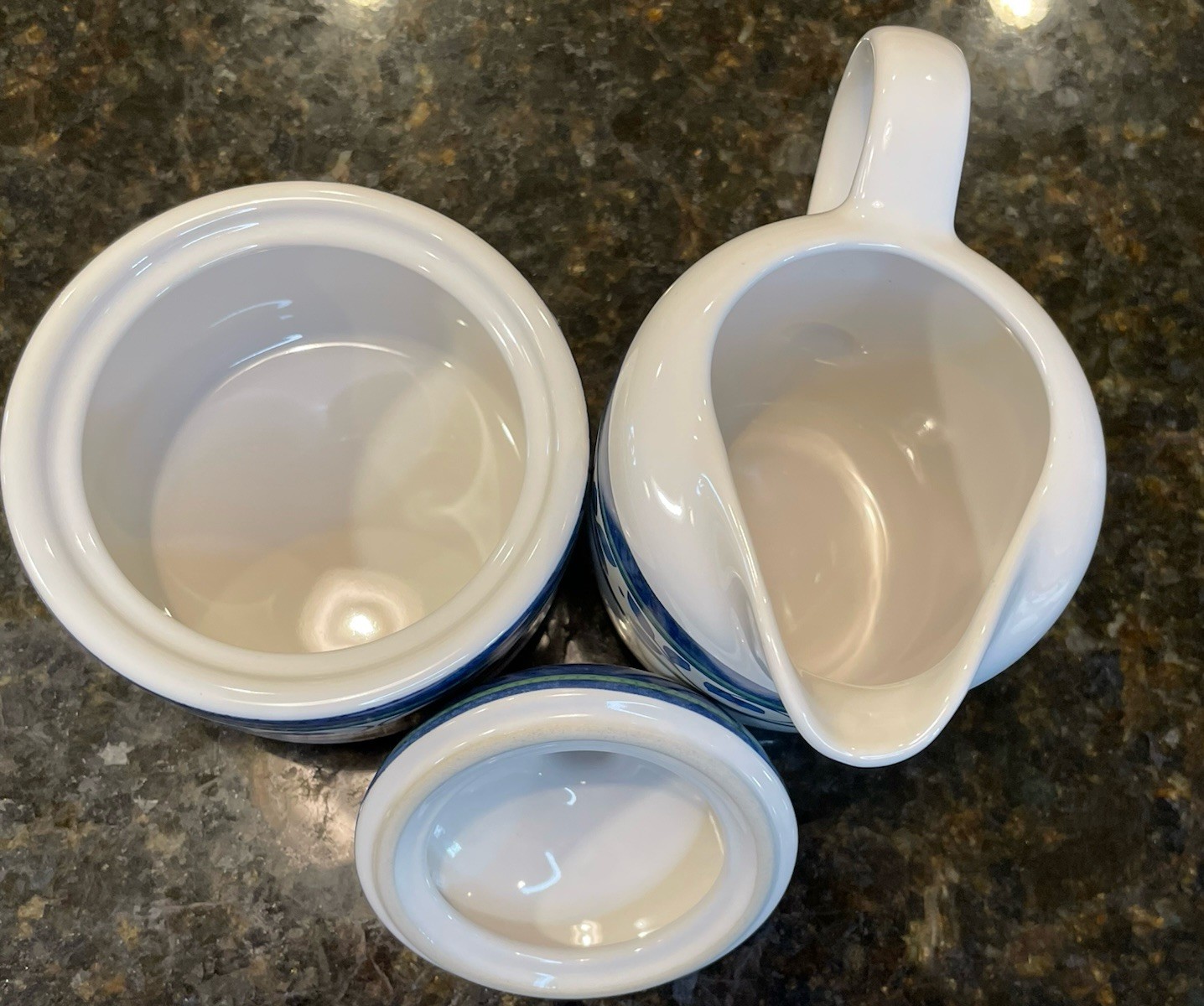 Pfaltzgraff Orleans Pattern Creamer and Sugar Bowl with Lid