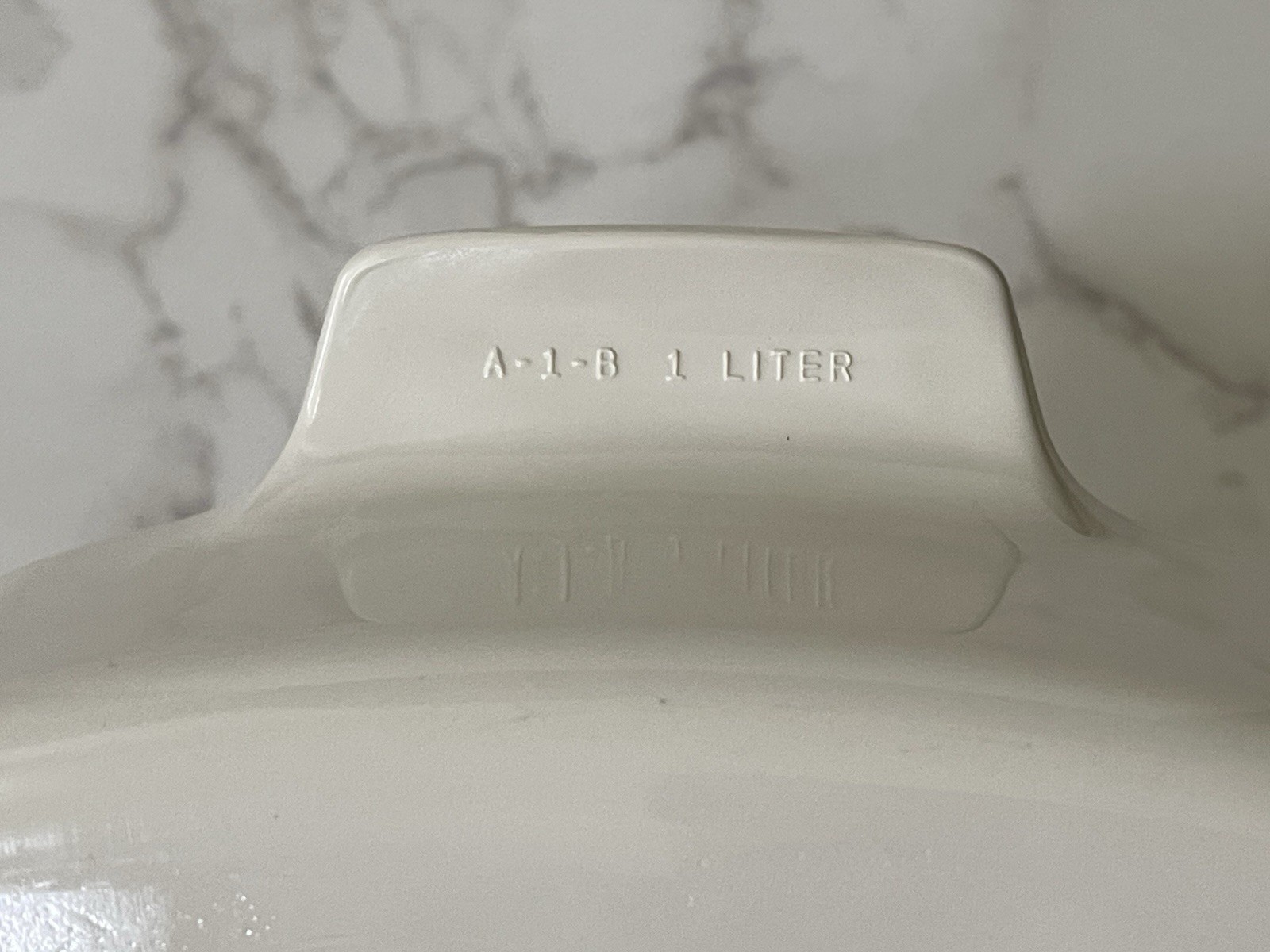 Corningware A-1-B Forever Yours 1 Liter Casserole Dish w/ Pyrex A7C Lid Hearts