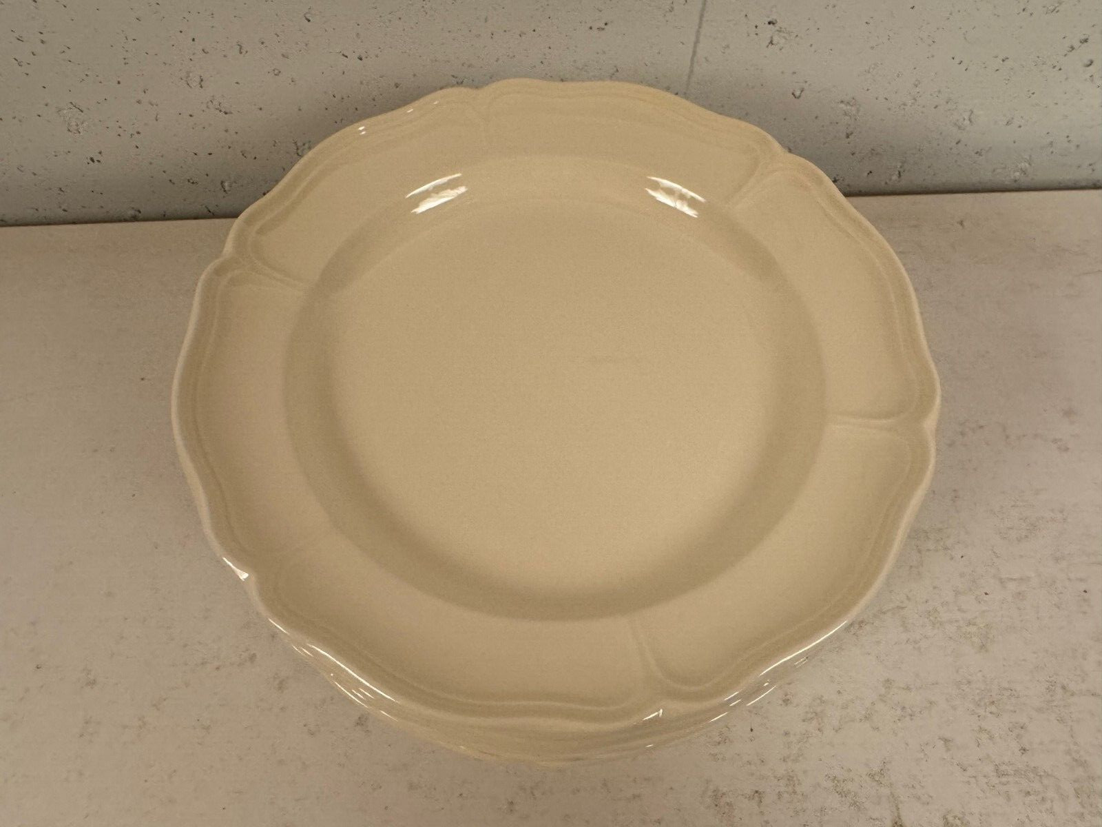 Wedgwood Porcelain Queens Shape Set of 12 Dinner Plates 10 1/4″