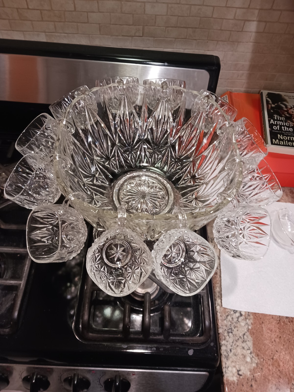 Vintage 1960s HazelWare 15pc. Williamsburg Crystal Punch Bowl Set.
