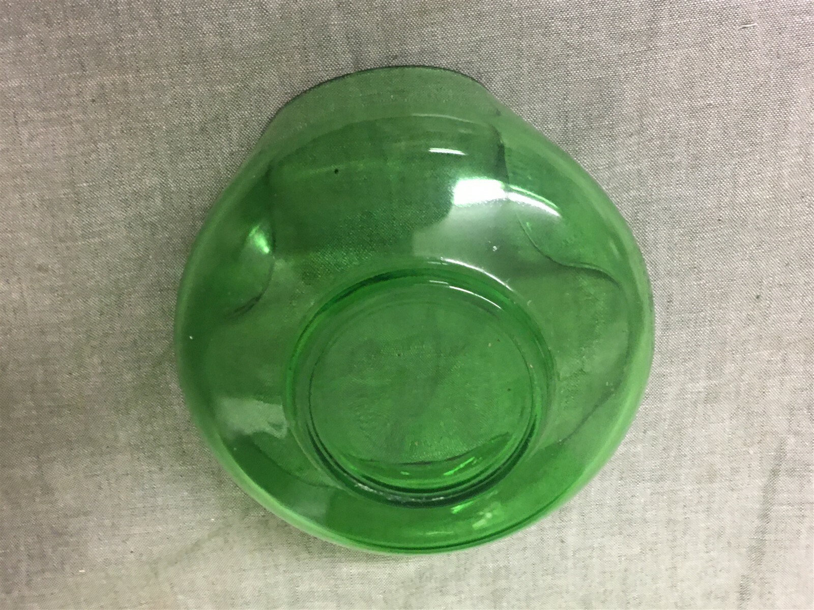 1950-60’s Forest Green Dip & Chip Pinched Side Bowl Set of 2