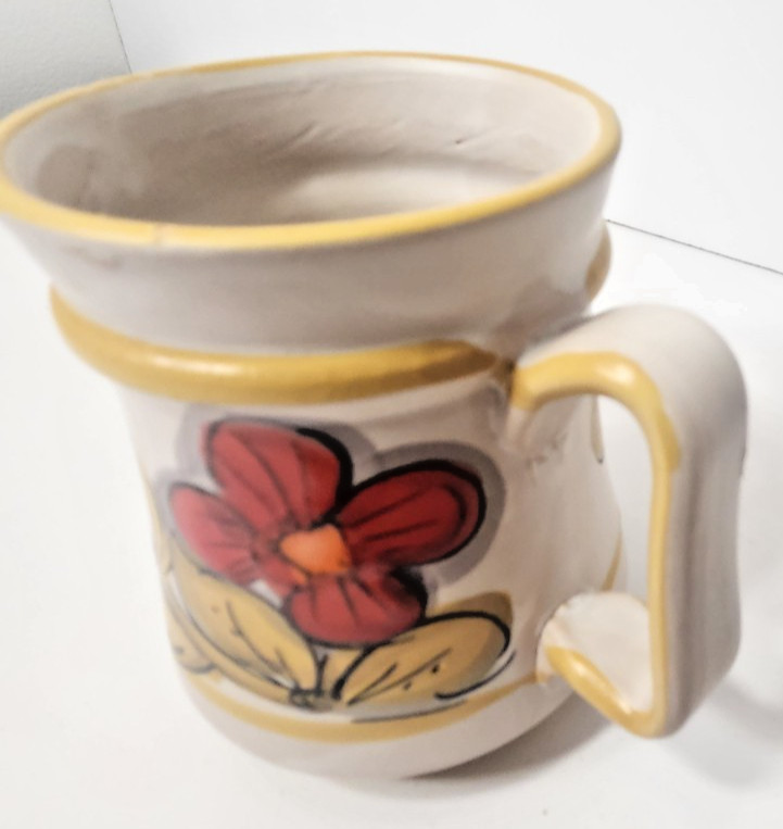 HOLT HOWARD 1970’S HANDPAINTED DAISY FLORAL MCM MUG/CUP RED YELLOW ORANGE ITALY