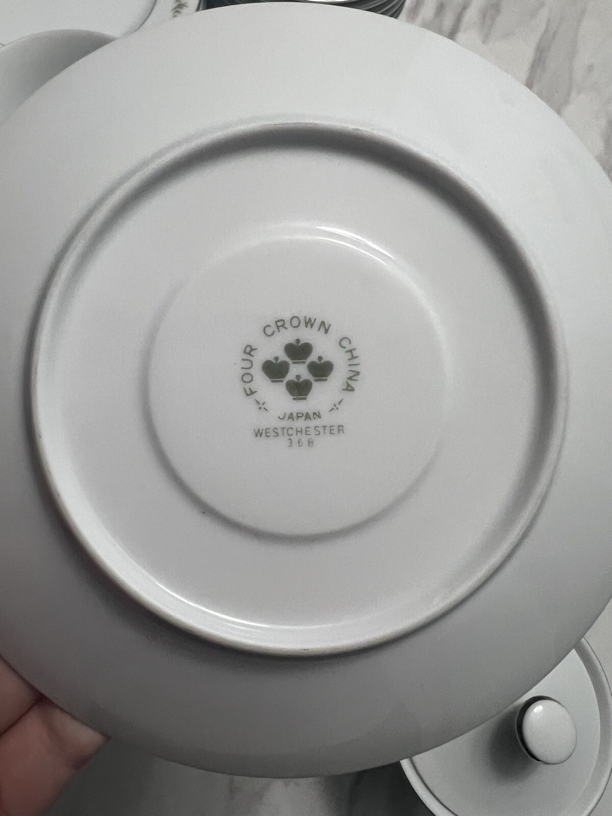 Vintage 32 -Piece,FOUR CROWN CHINA Set westchester 368
