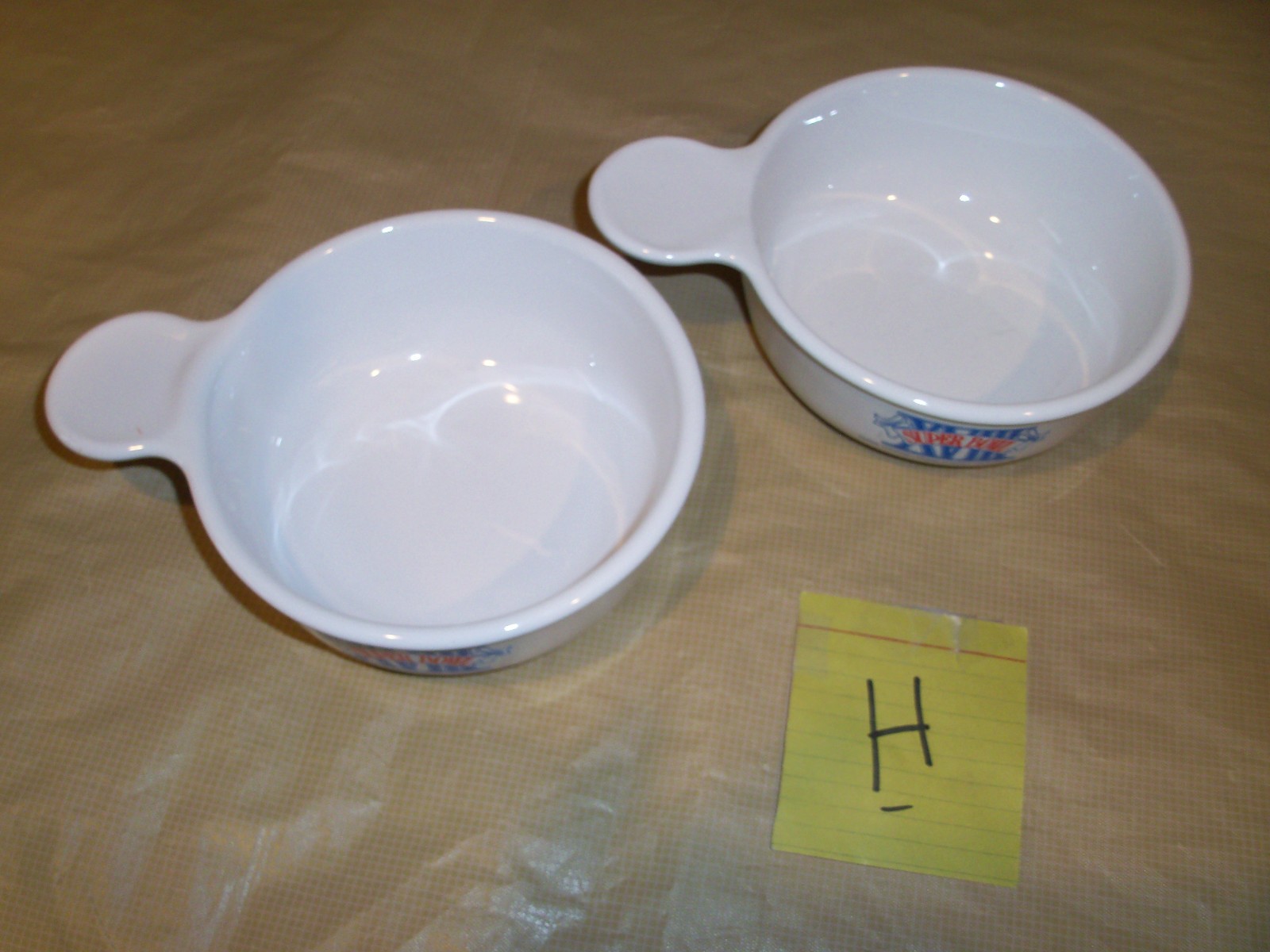 2 CORNING WARE SUPERBOWL GRAB IT BOWLS P-150-B W/ HANDLE 15 OZ. TAMPA 1984 XVII