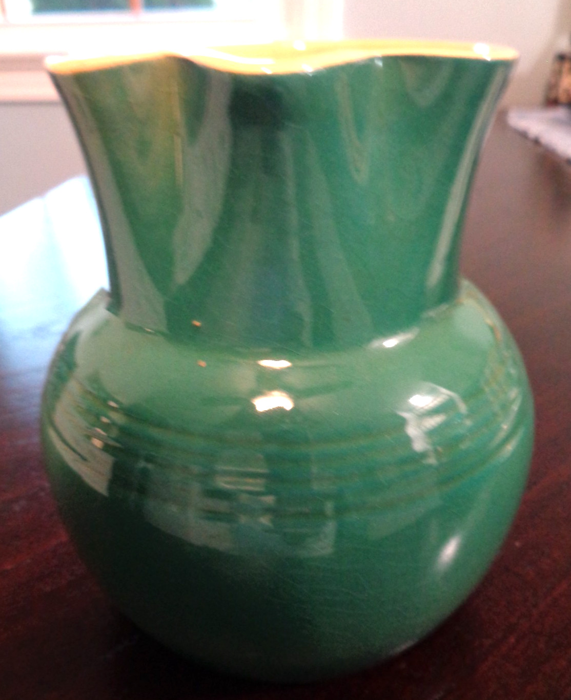 WONDERFUL VINTAGE ROSEVILLE POTTERY DARK GREEN/TEAL PITCHER w/YELLOW INTERIOR