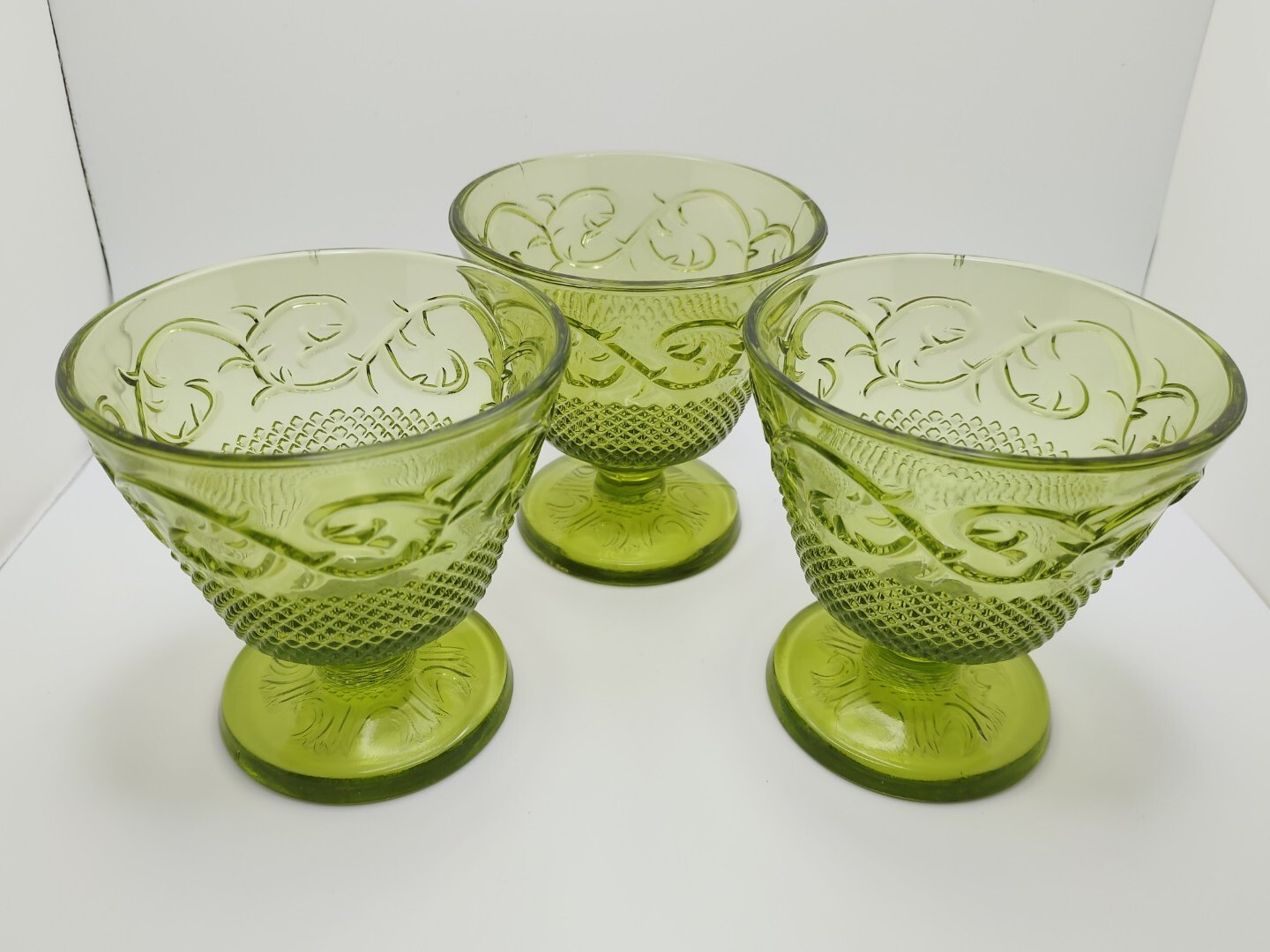 Vtg Depression Glass Fluted Vine Diamond Pattern Dessert Dish Olive Green Set 3