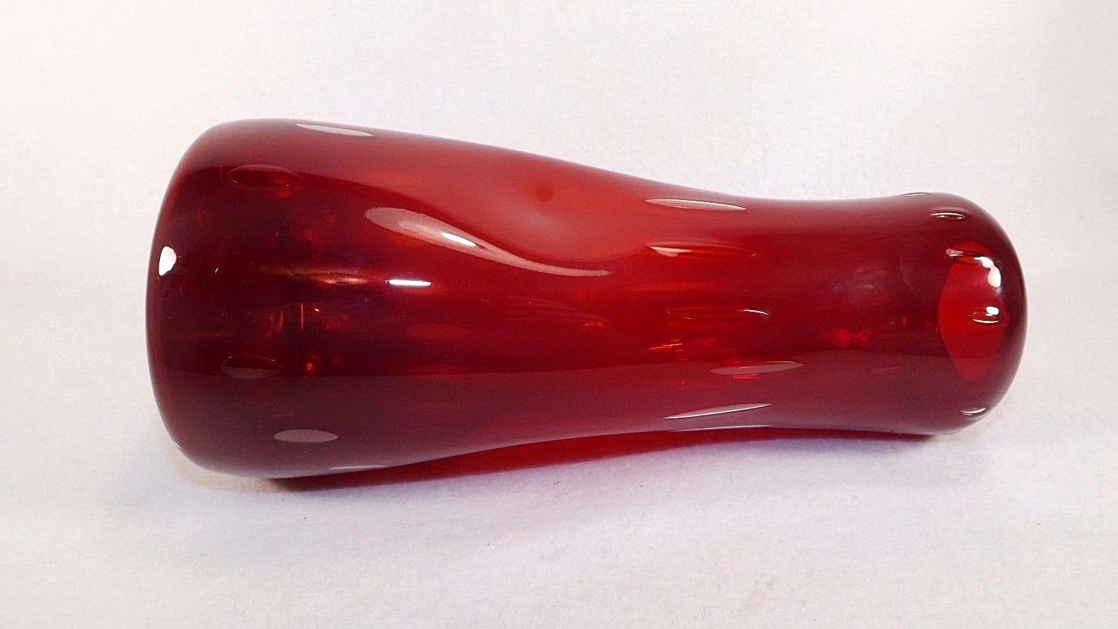 FREE FORM HAND BLOWN 9 1/2″ CONTROLLED BUBBLE PINCHED SIDES RUBY VASE BLENKO?