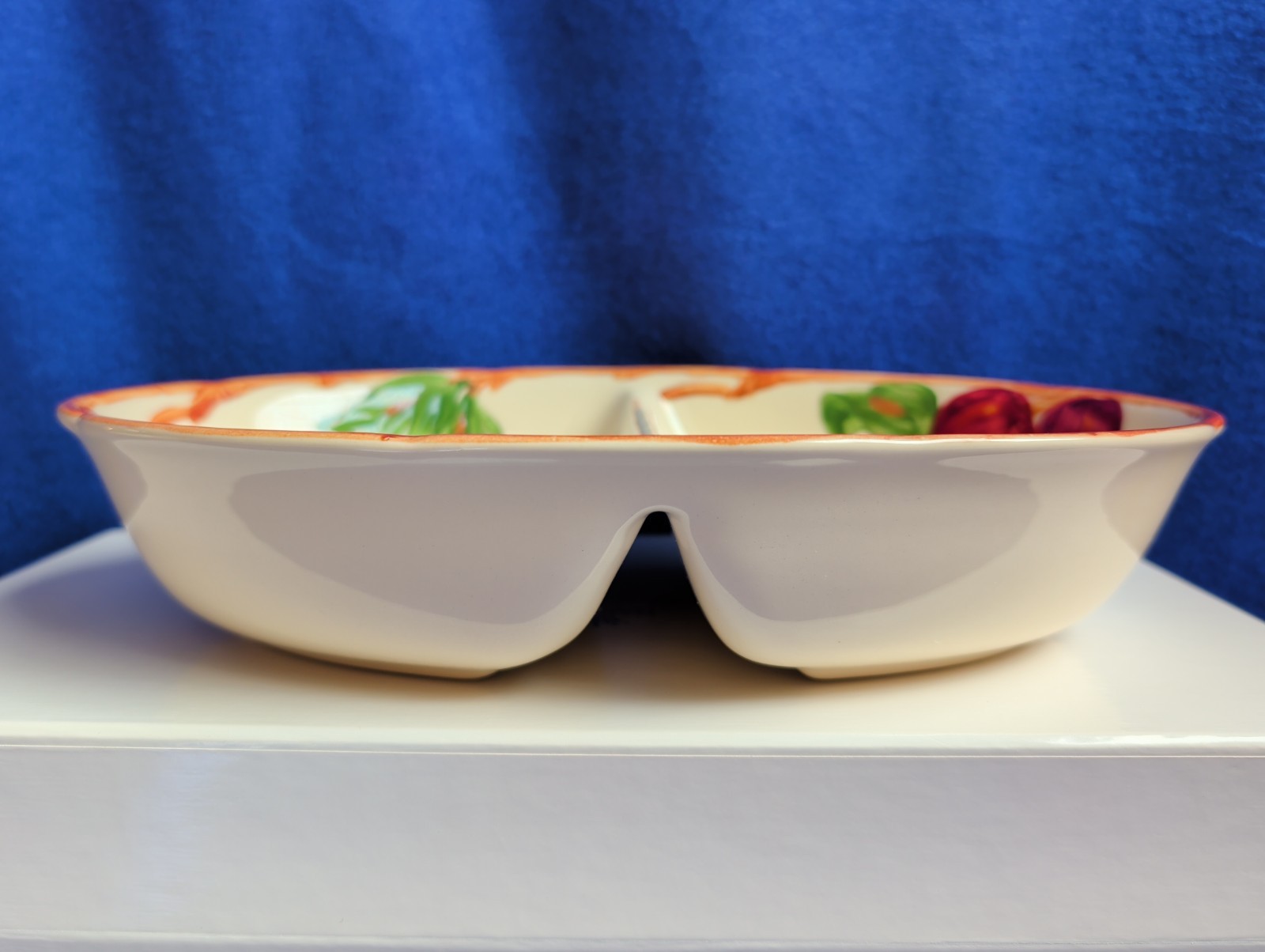 Franciscan Apple Divided Vegetable Serving Bowl USA Vintage 10 3/4″ Relish Dish