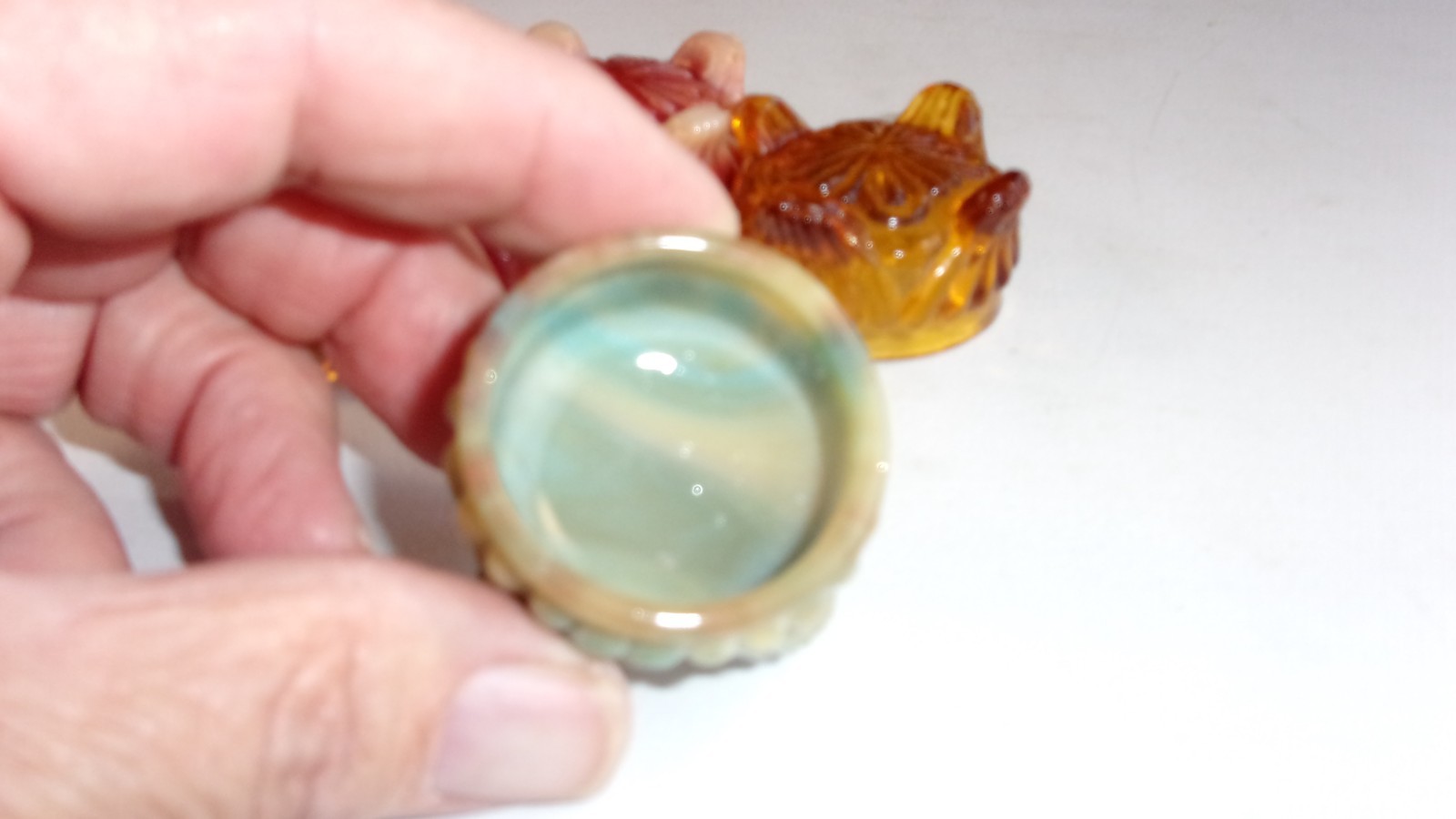 Set 4 Caprice Open Shell Round Ftd. Open Salt Dip Cellars Different Colors