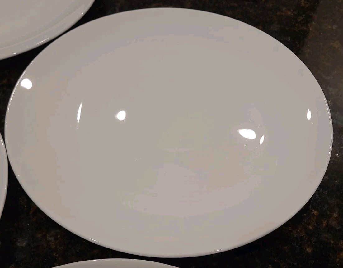 SET OF 5 Godinger Elegant Dining Bone China Round White 9 1/8” Luncheon Plates
