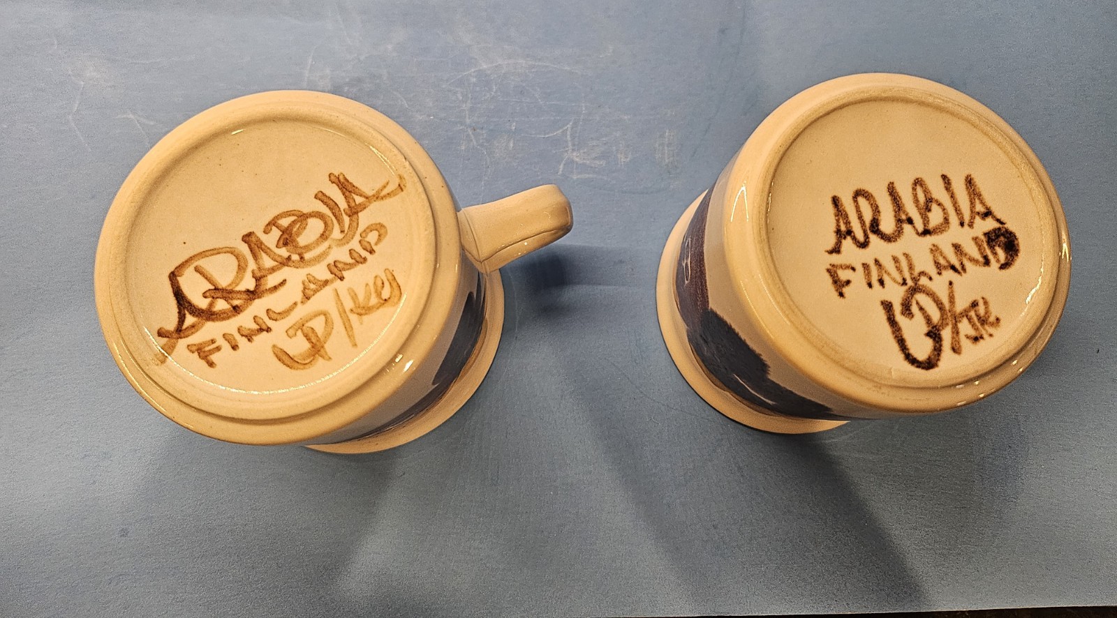 2 Vintage Arabia Finland Rosmarin Mugs / Cups Brown Floral Scandinavian MCM