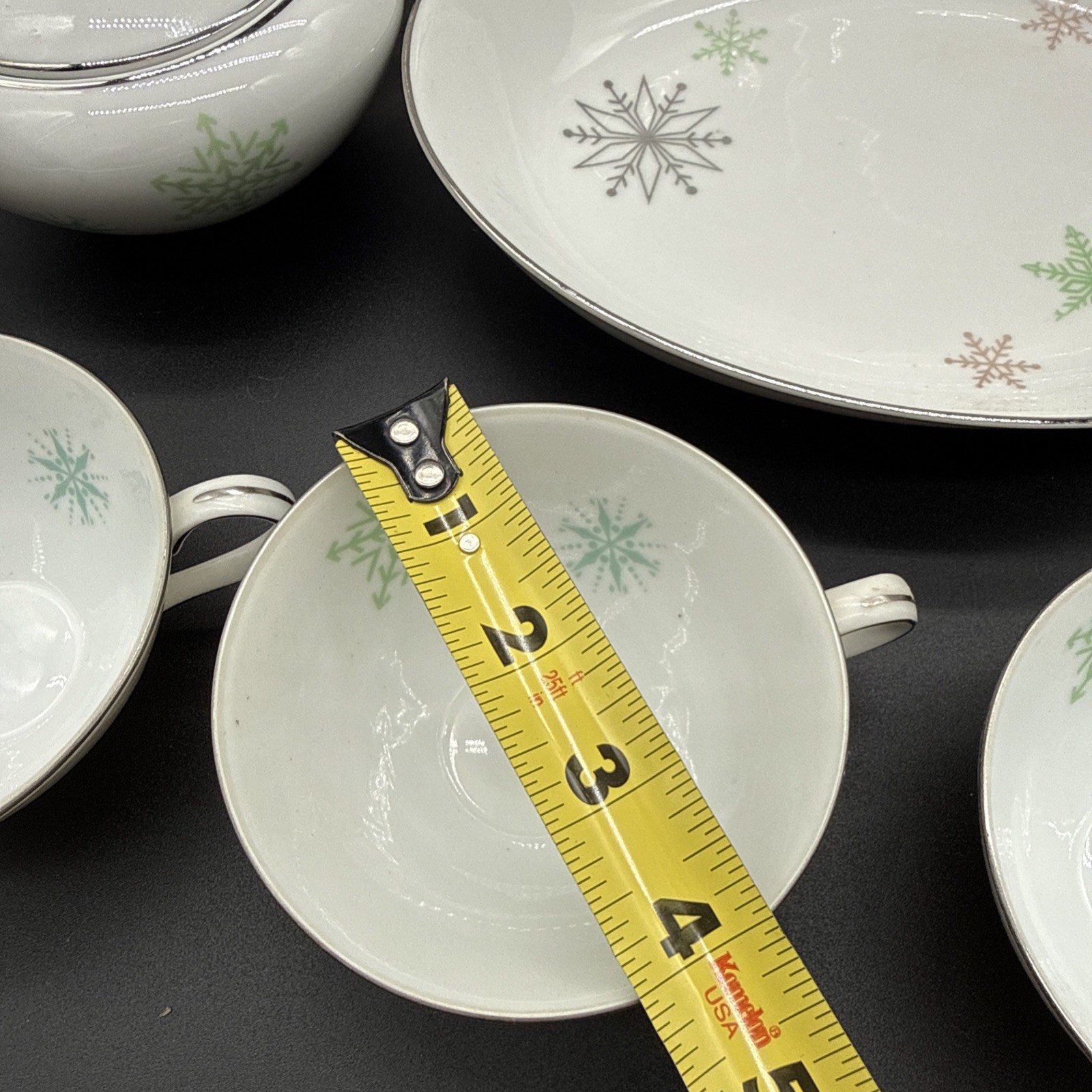 Fine china dinnerware set in ‘Snowflake’ pattern by Harmony House