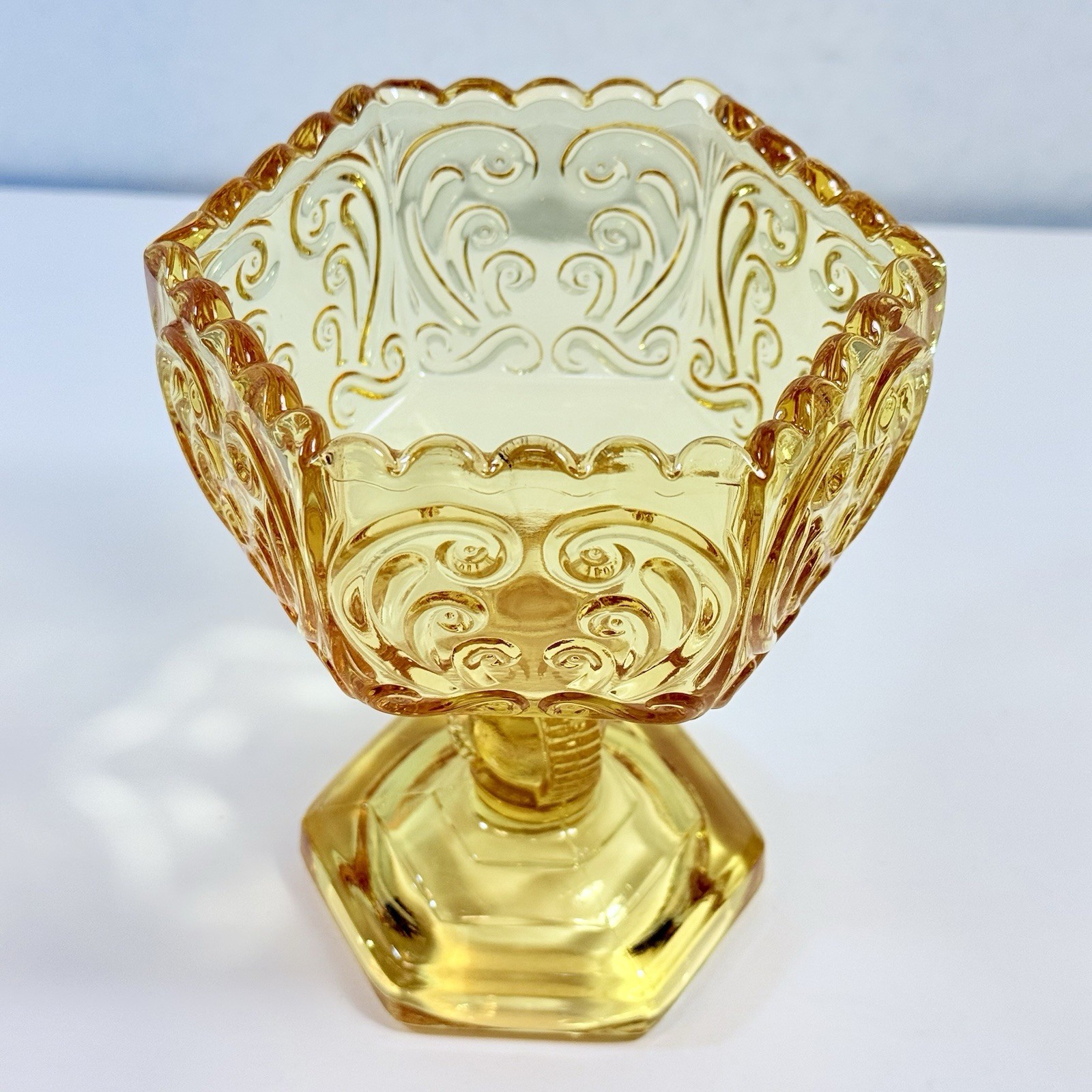 VTG Imperial Glass Atterbury Scroll Pedestal Compote Candy Dish Lid Hexagon EUC!