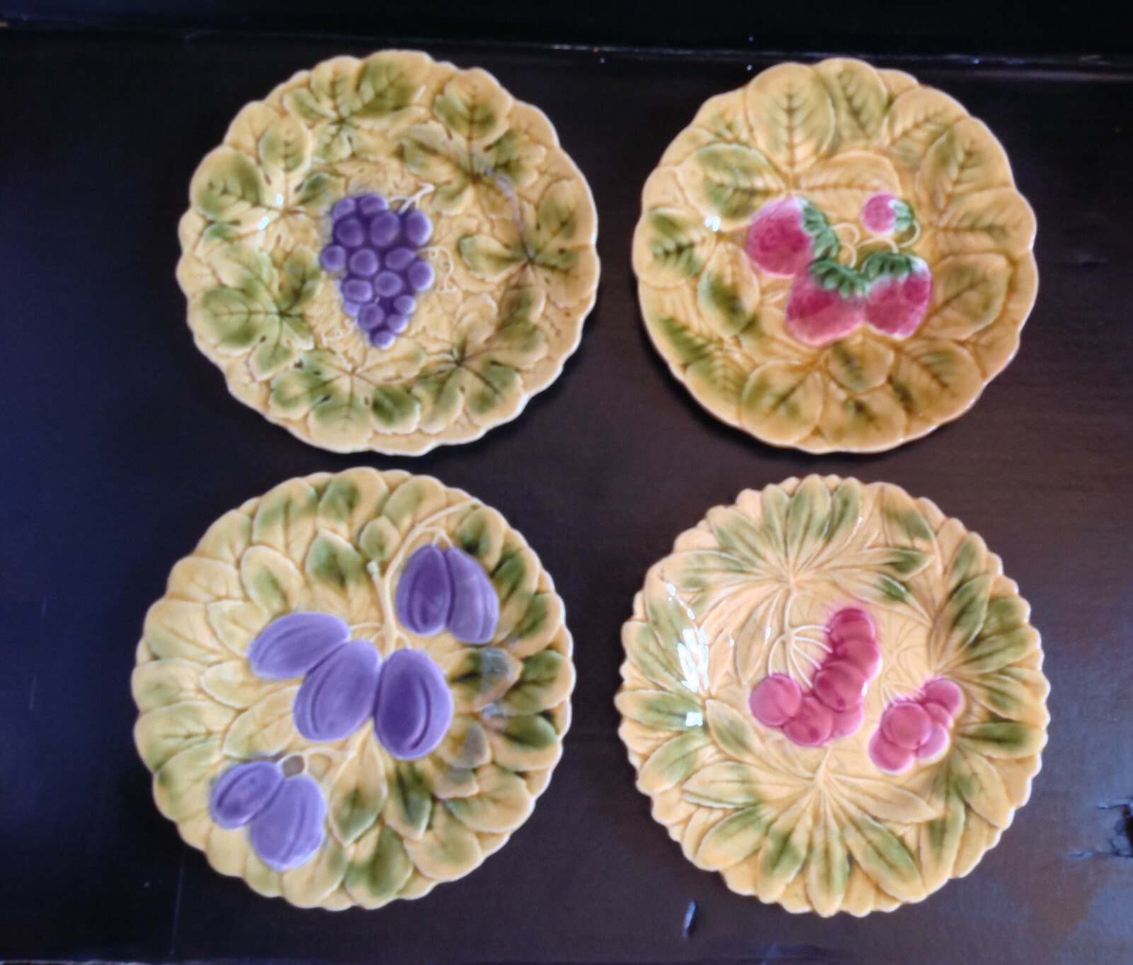 Four (4) Sarreguemines, France Majolica Fruit Salad Plates 7.5″