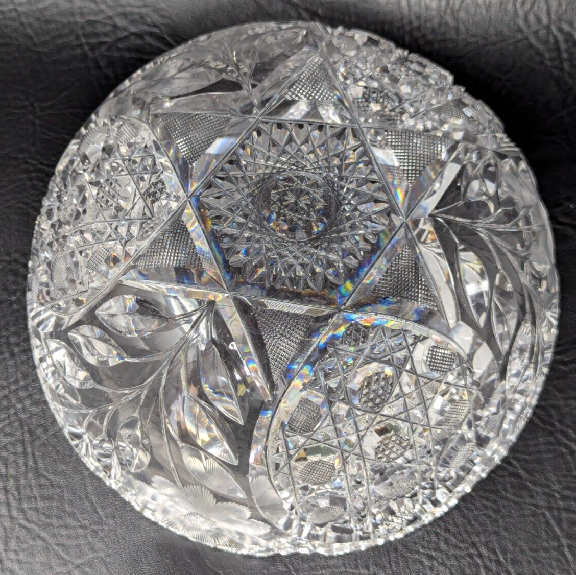 Vintage ABP American Brilliant Cut Crystal Sawtooth Daisy Flower Leaves 9″ Bowl