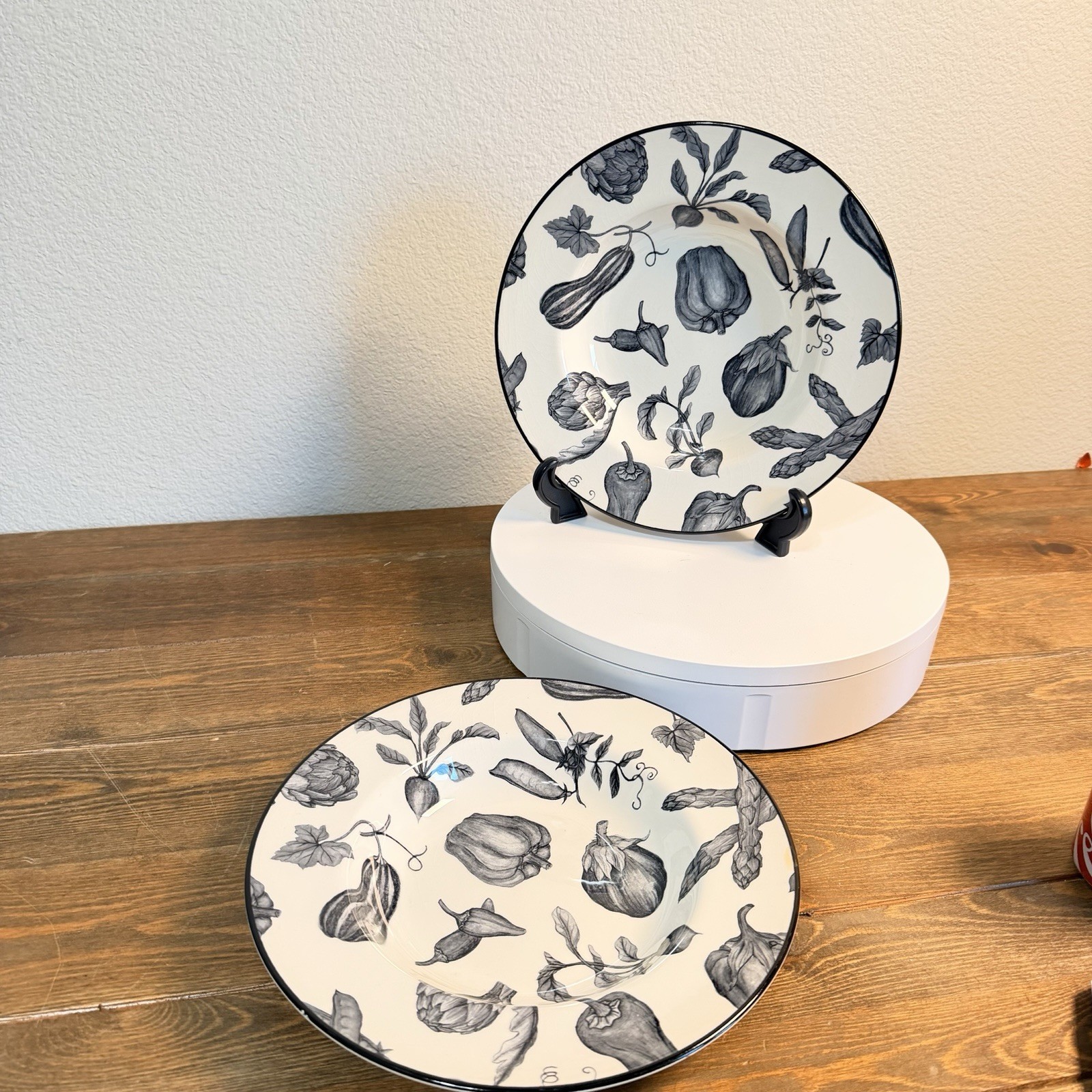 Royal Stafford Toile De Legumes Black Salad / Soup Plate Set Of 2 Replacements