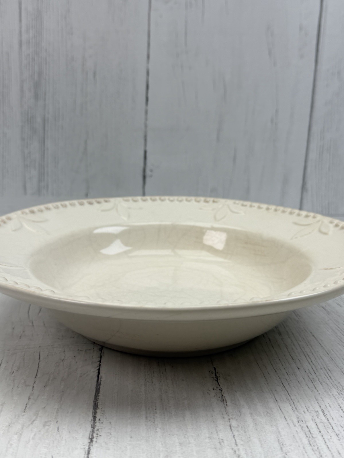 SET OF 4 Signature Housewares Sorrento IVORY White 11″ Dinner Plates