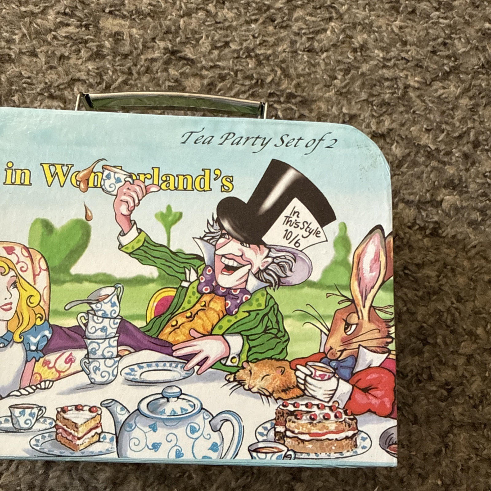 Paul Cardew Alice in Wonderland Tea Party Set Cups Saucers Spoon Lunchbox