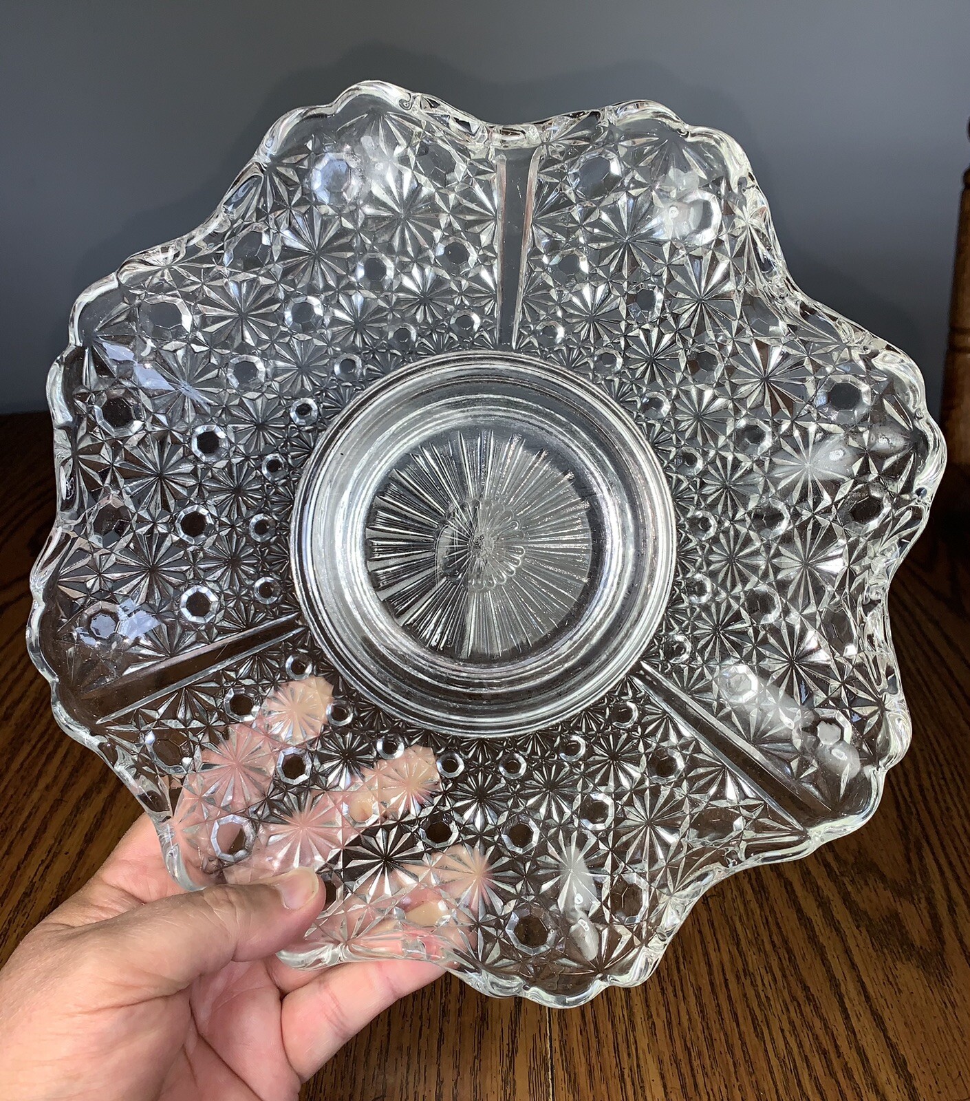 Vintage OVG Old Virginia Glass 10.5” Bowl Daisy & Button Fenton Art Glass Dish