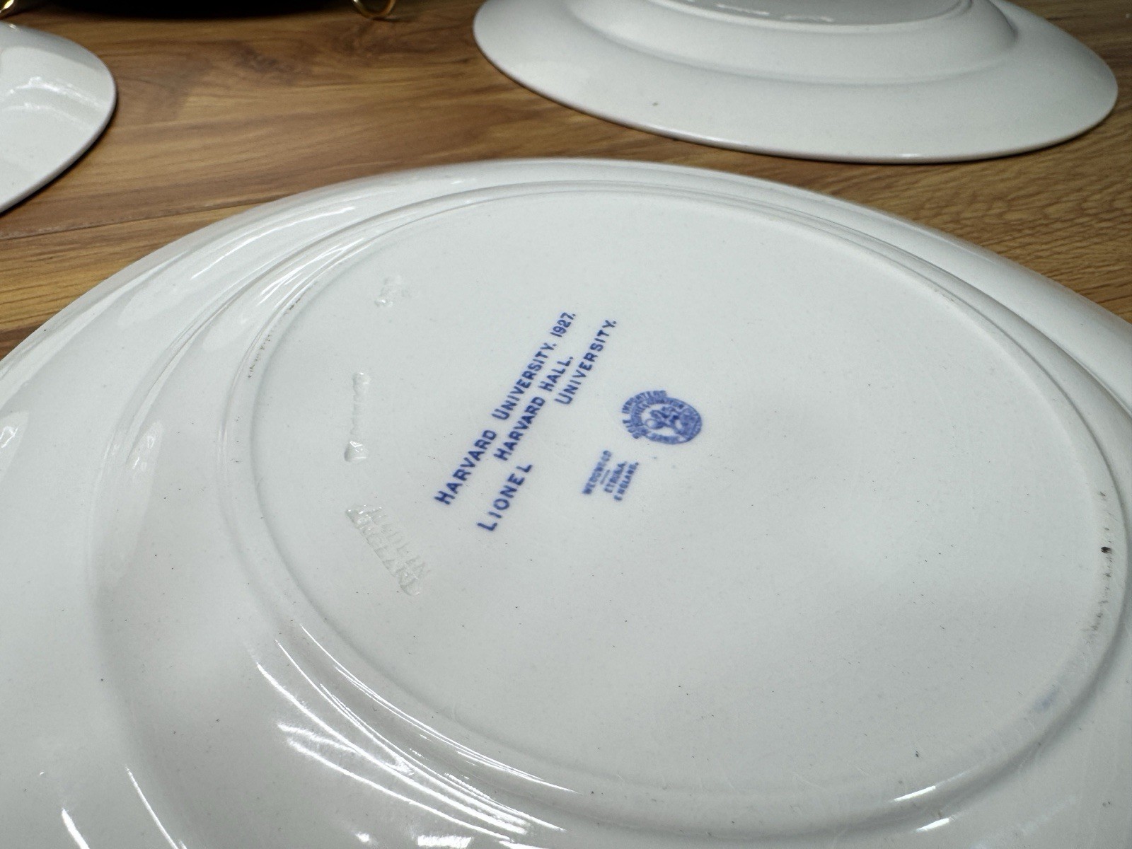 Vintage 1927 Wedgwood Harvard University 10-3/8” Blue Dinner Plates – Set of 7