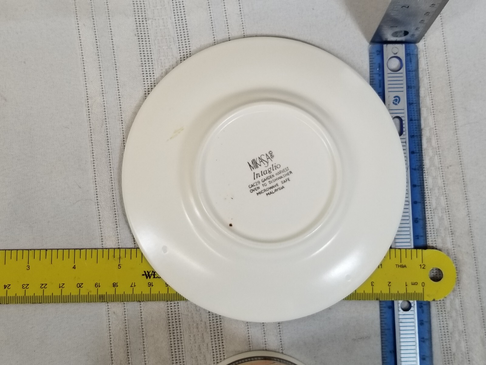 USED UTENSIL MARKS Mikasa Intaglio Garden Harvest Coffee Tea Cup with Saucer