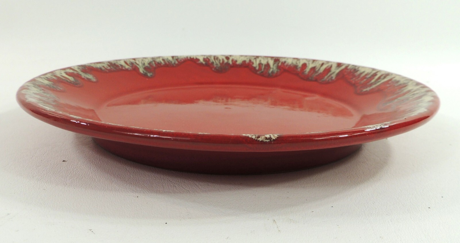 Glossy Red Heavy Dripping or Pouring Glaze Rim Decorative Pottery 10″ Plate