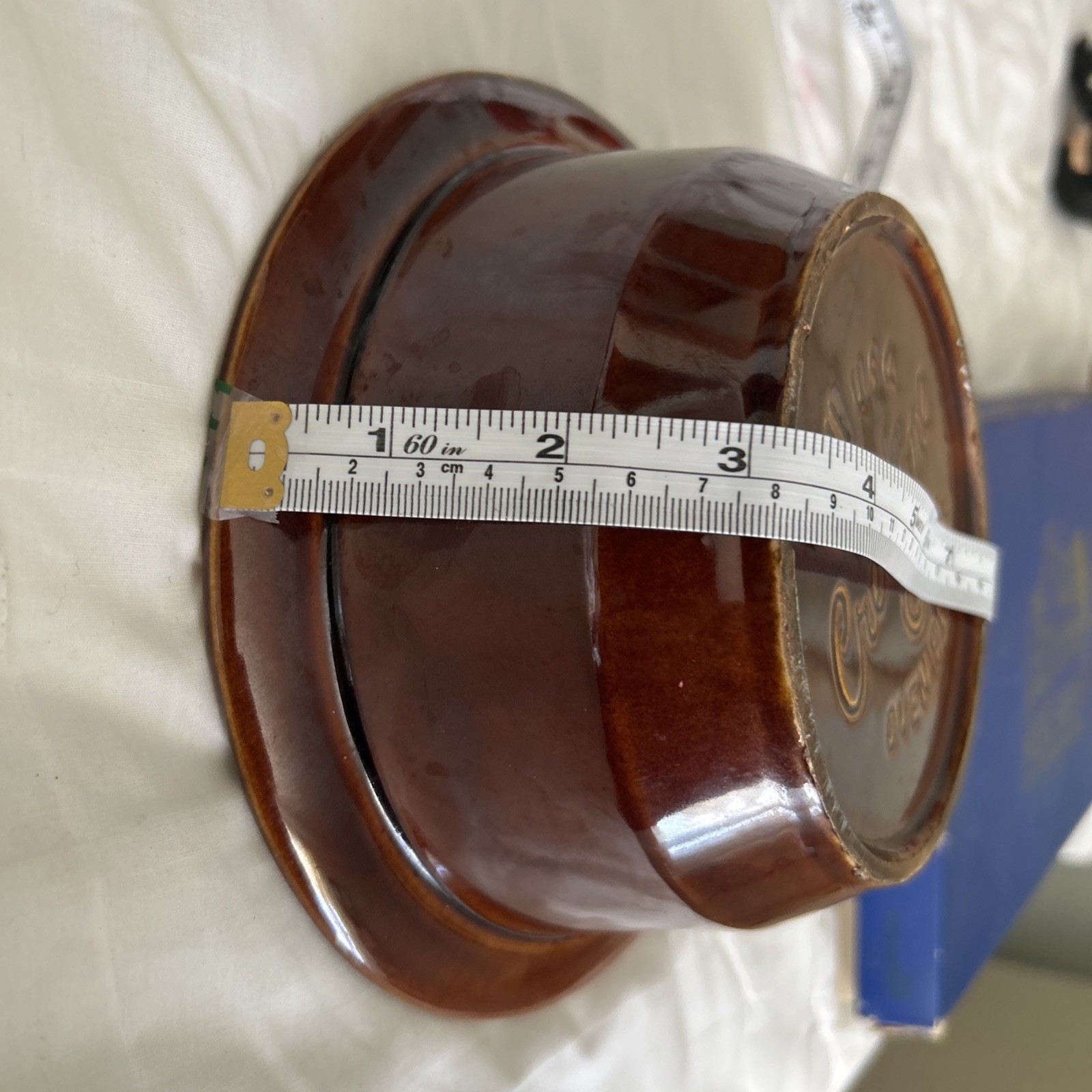 HULL USA Crestone Pottery Oven Proof Brown Drip Glaze 8 Inches Diameter. Vintage