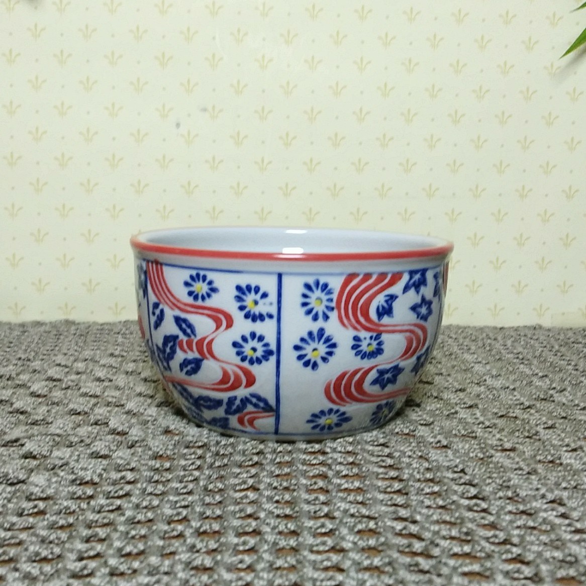 Yokohama Studio Miyabi Hand Painted Bowl 4″ Dish Red White Blue
