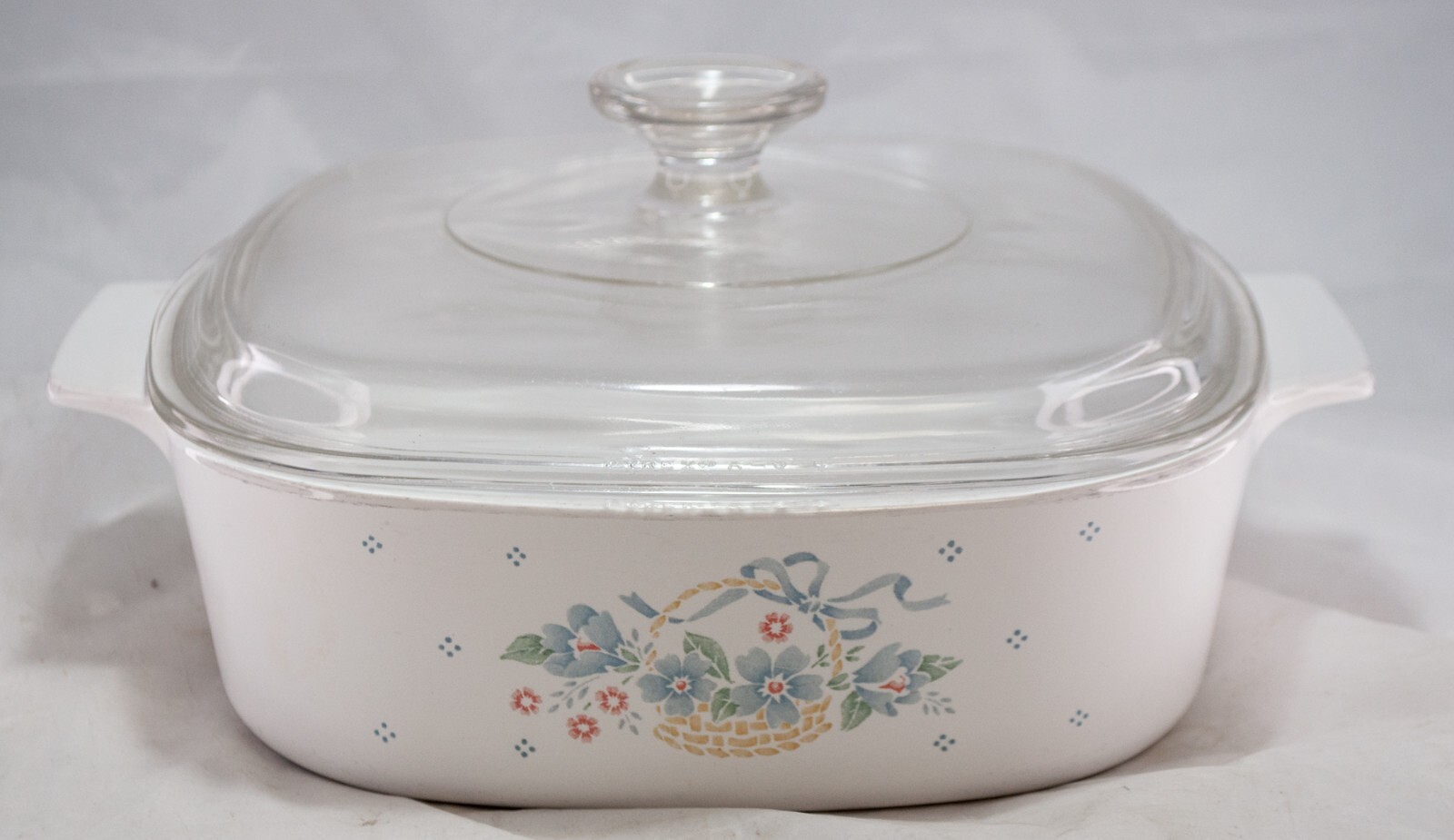 Corningware A2B 2 Liter Blue Ribbon Flower Basket Casserole w/Lid Pyrex A9C